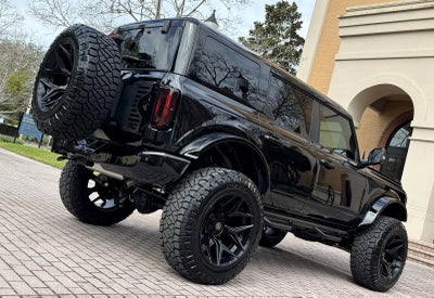 2024 Ford Bronco Outer Banks V6 Luxury Package Custom Lifted