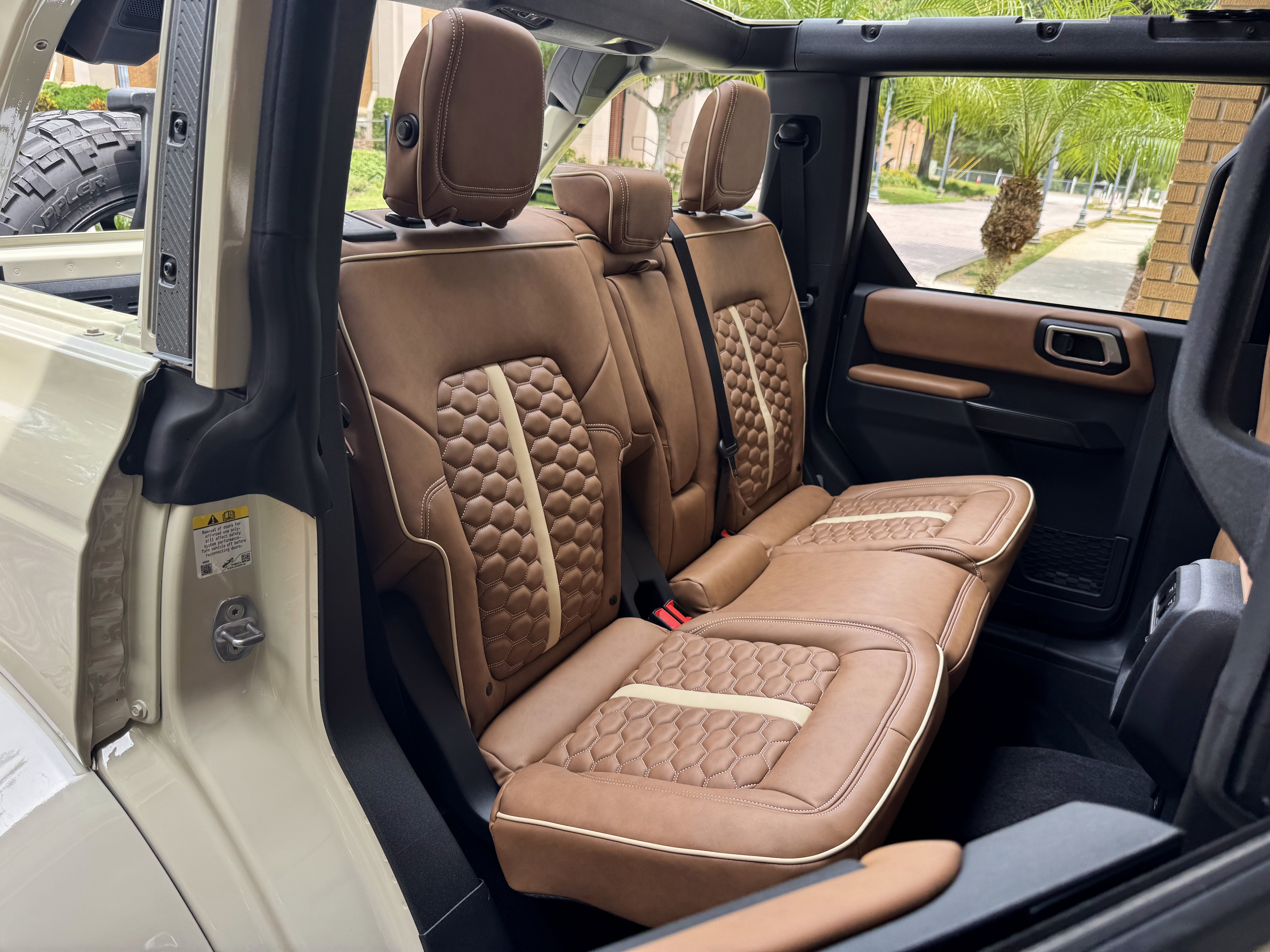 2025 Ford Bronco Outer Banks V6 Luxury Package Hard Top Custom Lifted