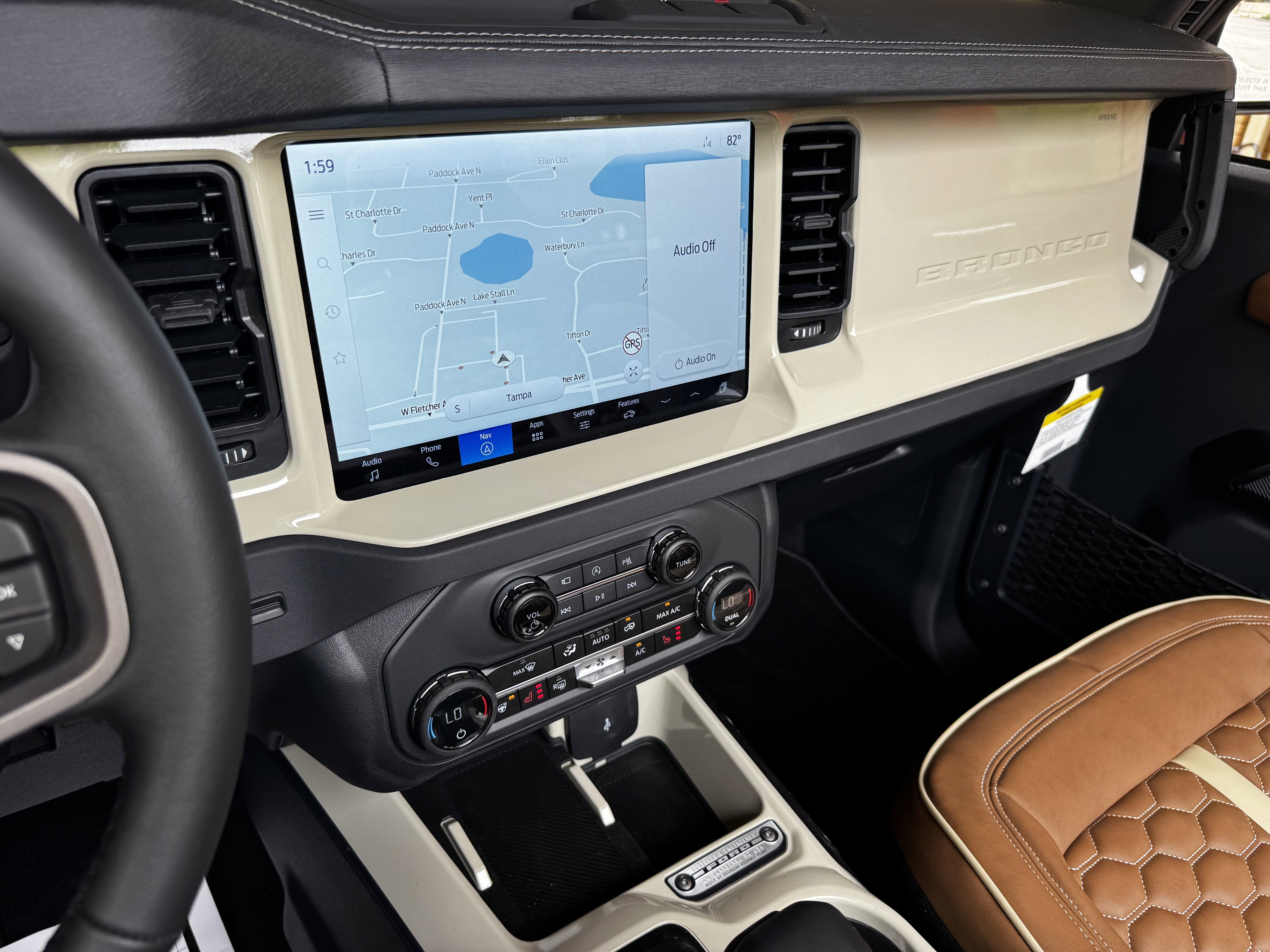 2025 Ford Bronco Outer Banks V6 Luxury Package Hard Top Custom Lifted