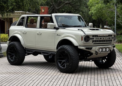2025 Ford Bronco Outer Banks V6 Luxury Package Hard Top Custom Lifted