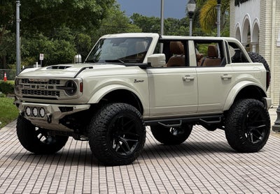 2025 Ford Bronco Outer Banks V6 Luxury Package Hard Top Custom Lifted