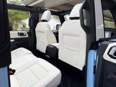 2025 Ford Bronco V6 Retro Outer Banks Custom Wind Blue Outer Banks