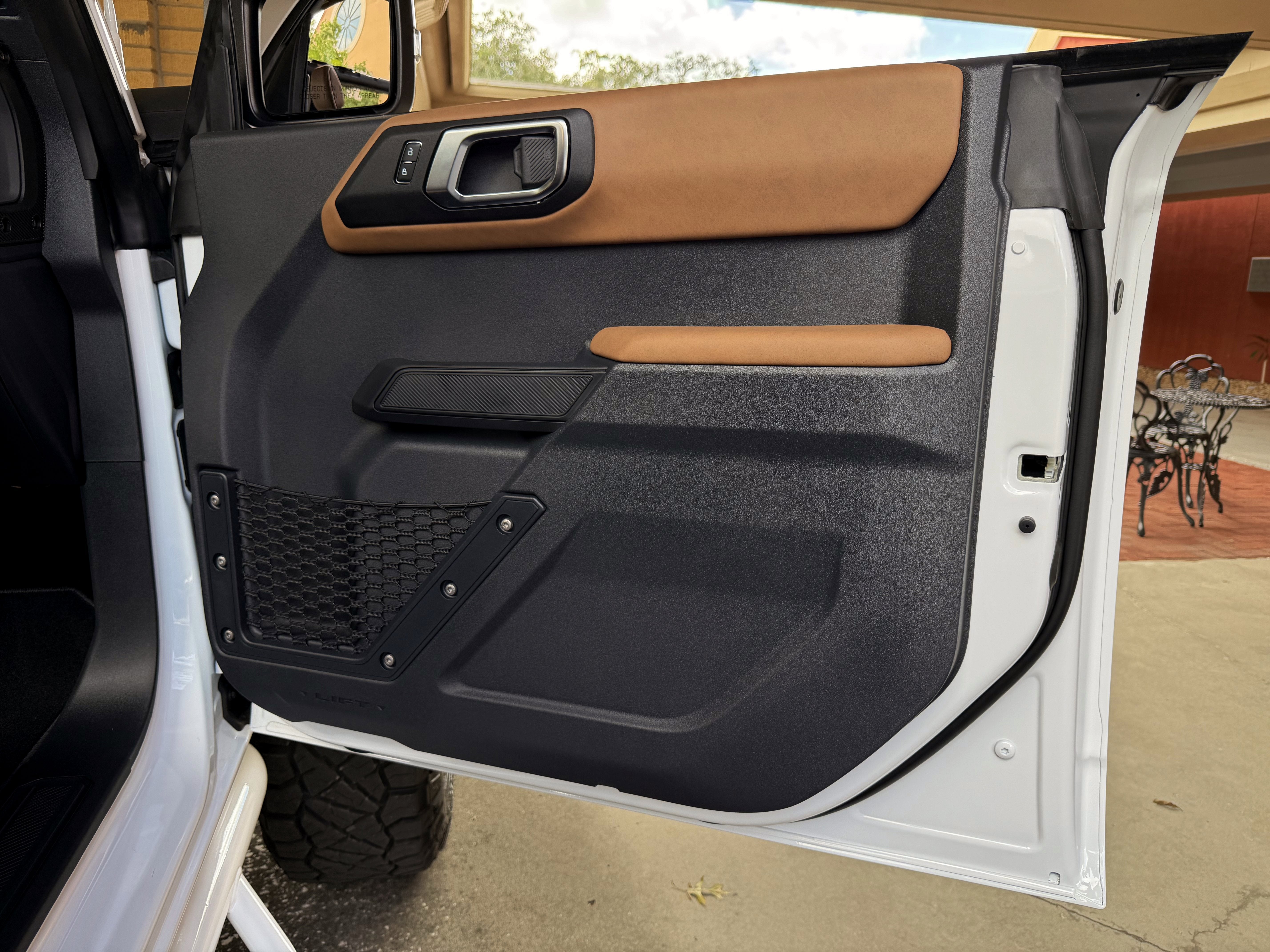 2025 Ford Bronco Outer Banks V6 Luxury Package Hard Top Custom Lifted