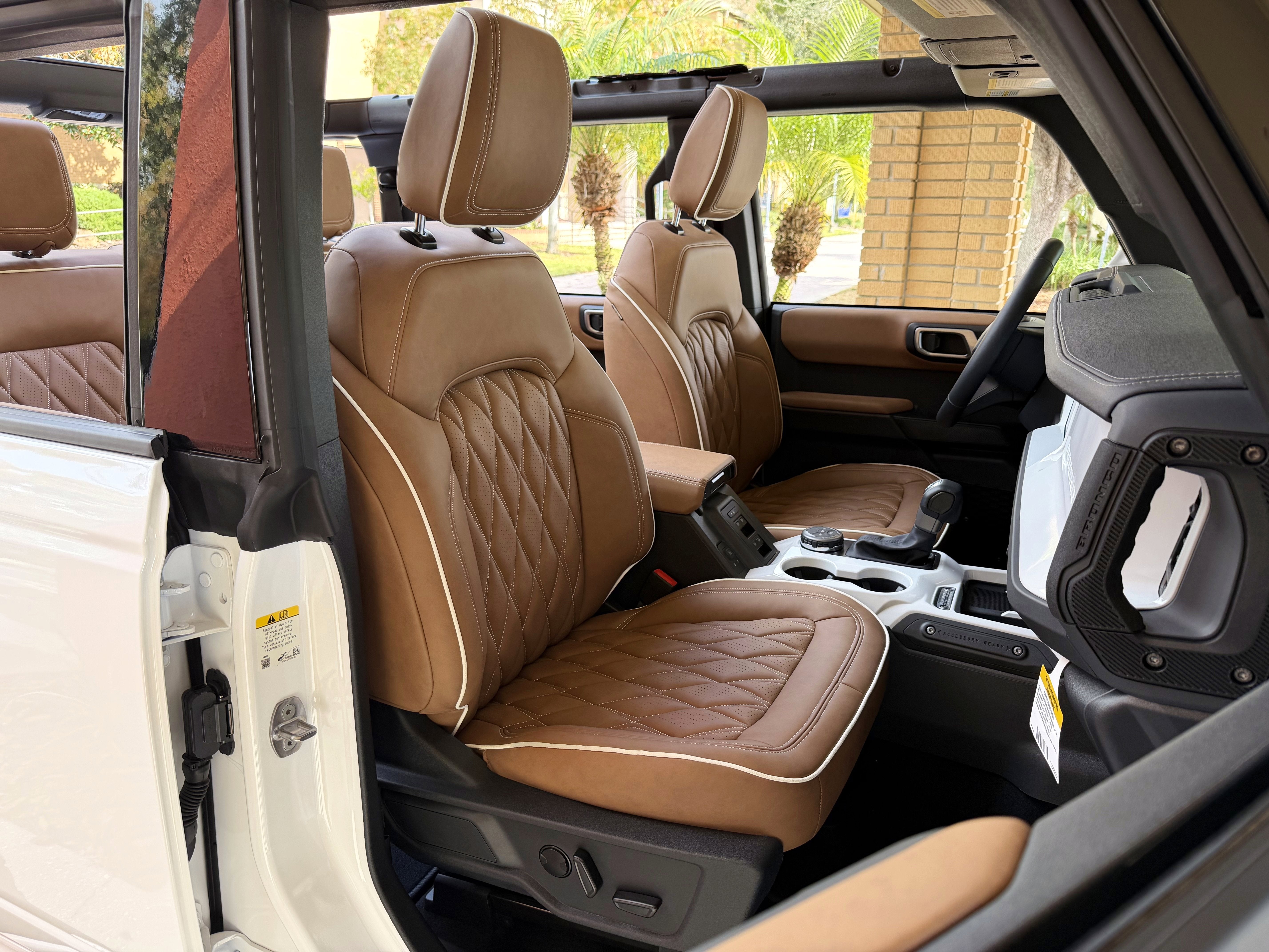 2025 Ford Bronco Outer Banks V6 Luxury Package Hard Top Custom Lifted