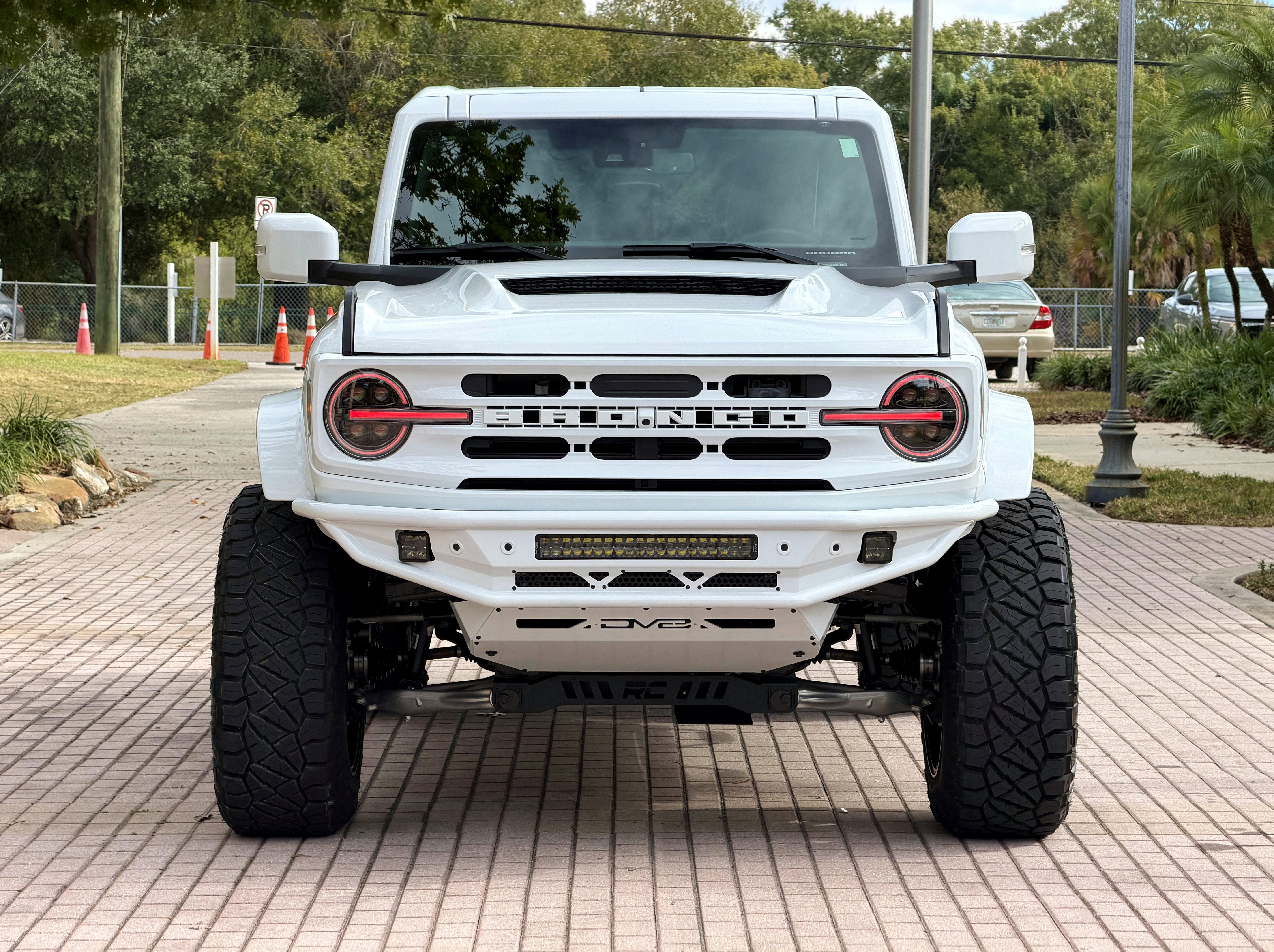 2025 Ford Bronco Outer Banks V6 Luxury Package Hard Top Custom Lifted