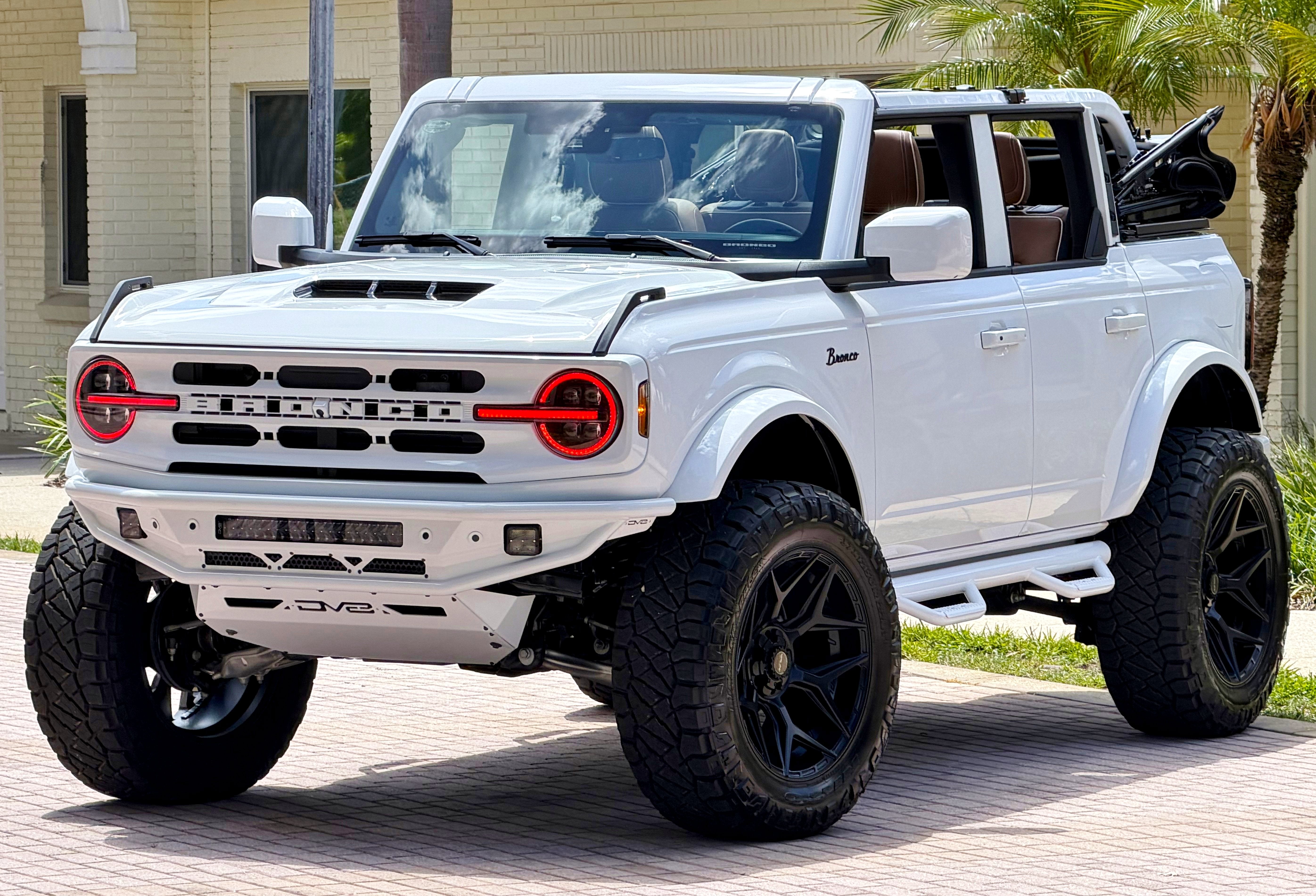 2026 Ford Bronco Outer Banks V6 Luxury Package Hard Top Custom Lifted