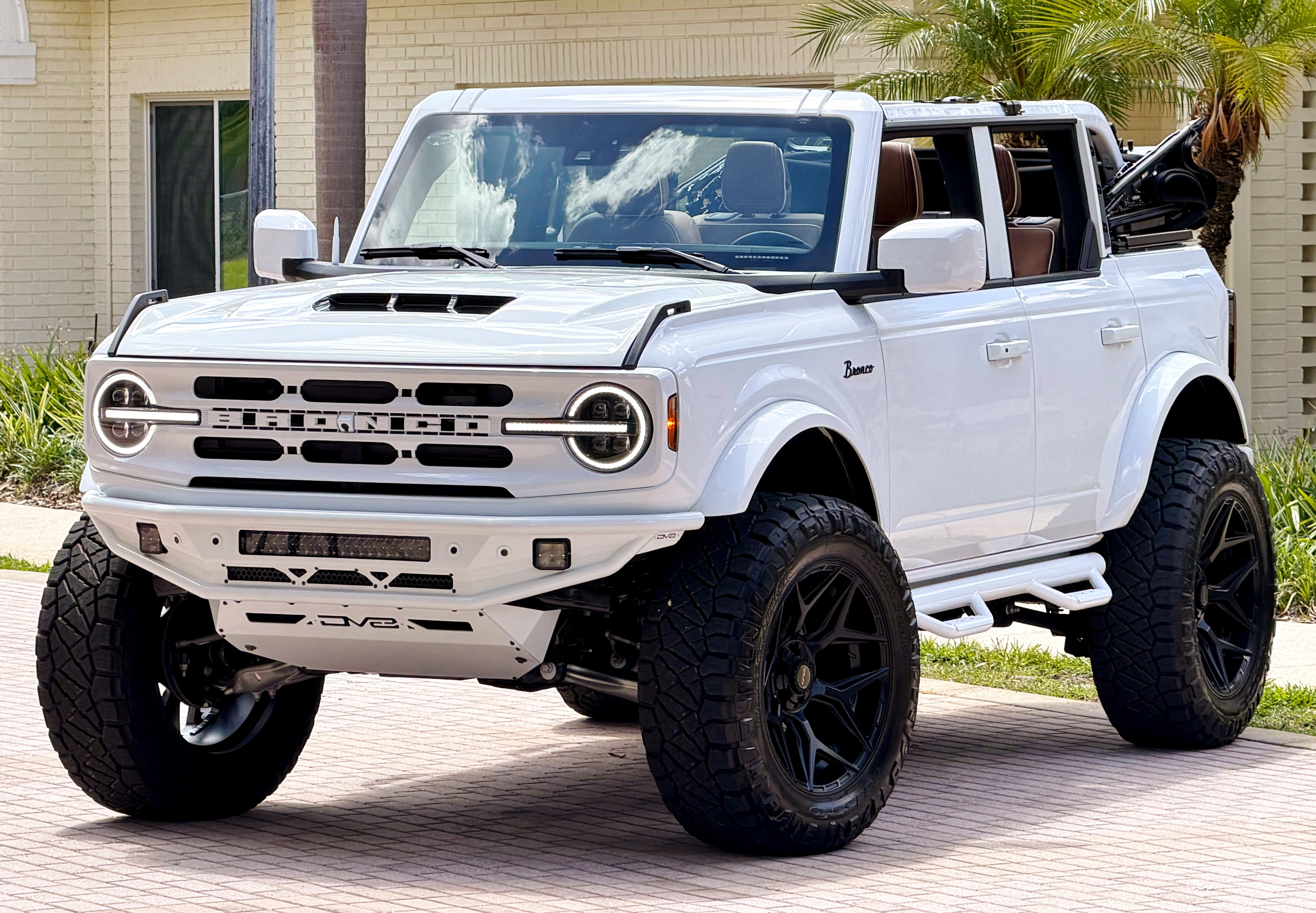 2026 Ford Bronco Outer Banks V6 Luxury Package Hard Top Custom Lifted
