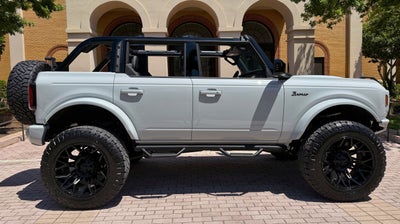 2026 Ford Bronco Outer Banks V6 Black Appearance Package Luxury Package