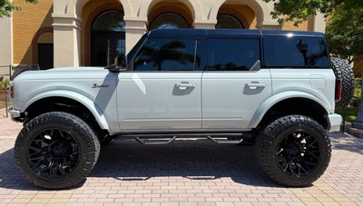 2026 Ford Bronco Outer Banks V6 Black Appearance Package Luxury Package