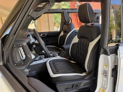 2026 Ford Bronco Outer Banks V6 Black Appearance Package Luxury Package