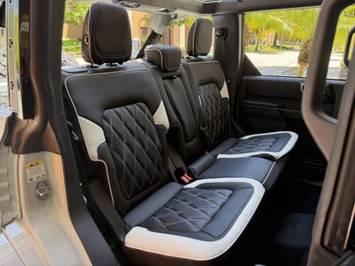2026 Ford Bronco Outer Banks V6 Black Appearance Package Luxury Package