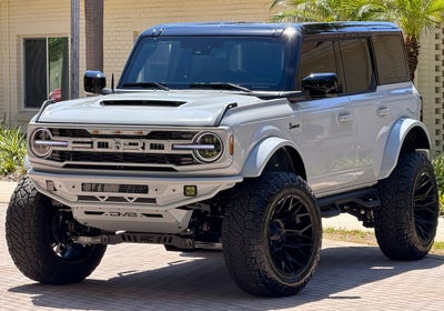 2026 Ford Bronco Outer Banks V6 Black Appearance Package Luxury Package