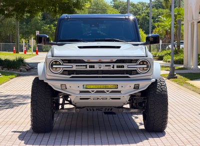 2026 Ford Bronco Outer Banks V6 Black Appearance Package Luxury Package