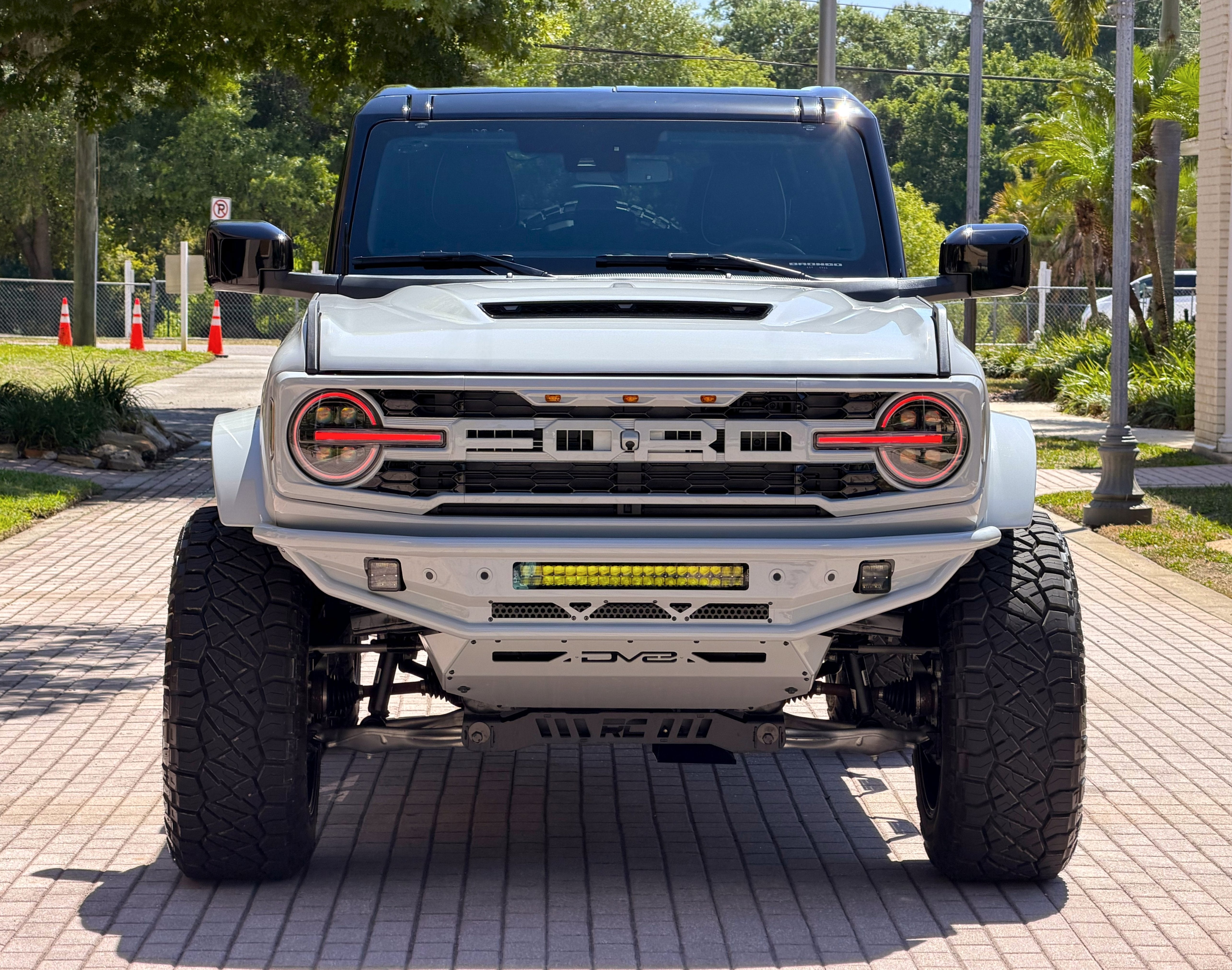 2026 Ford Bronco Outer Banks V6 Black Appearance Package Luxury Package