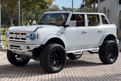 2024 Ford Bronco Outer Banks V6 Luxury Package Custom Lifted