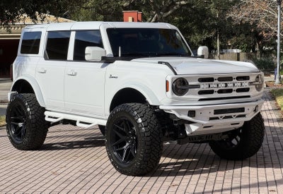 2024 Ford Bronco Outer Banks V6 Luxury Package Custom Lifted