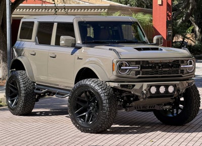 2025 Ford Bronco Outer Banks V6 Luxury Package Hard Top Custom Lifted
