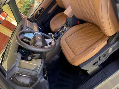 2025 Ford Bronco Outer Banks V6 Luxury Package Hard Top Custom Lifted