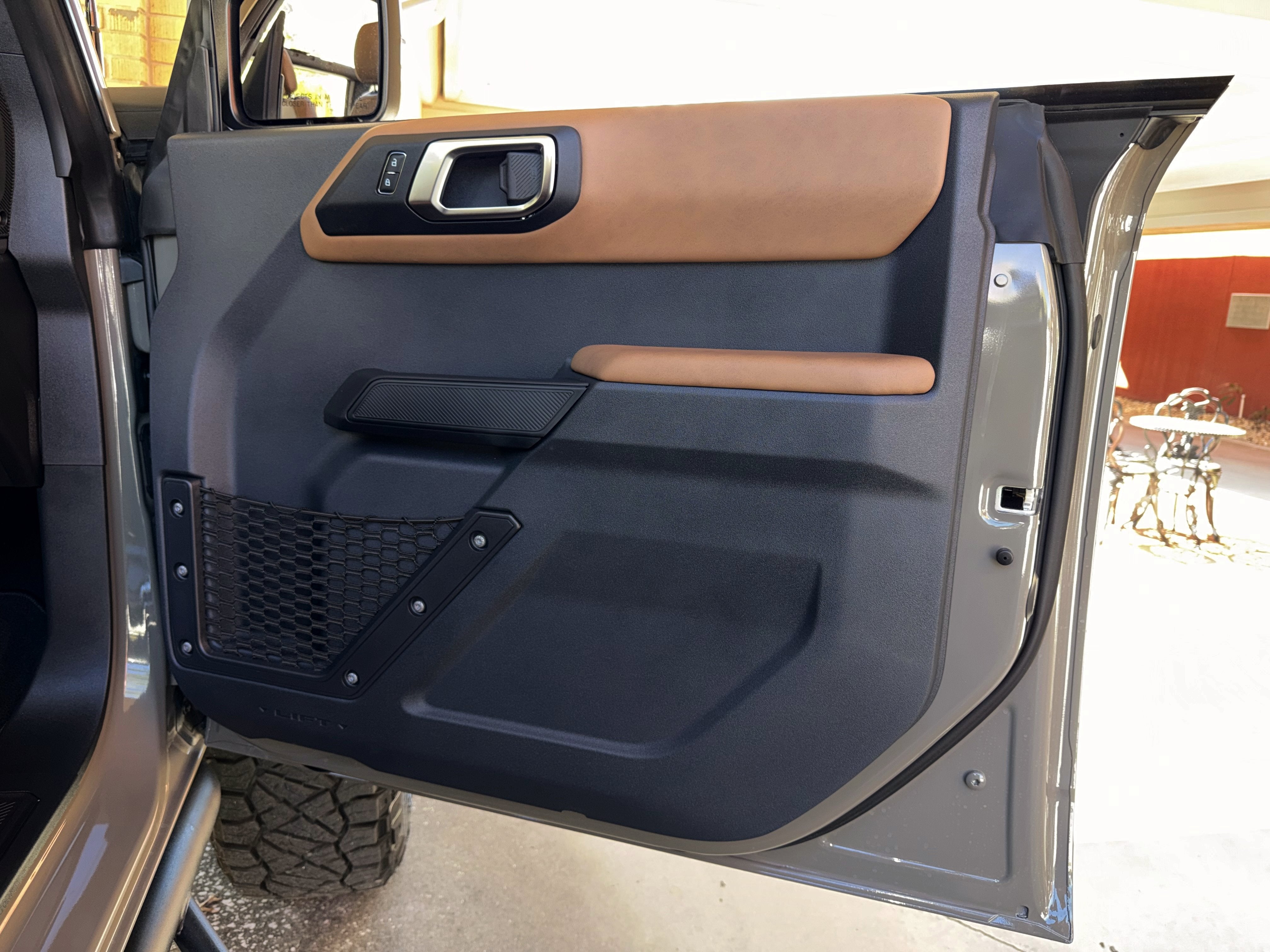 2025 Ford Bronco Outer Banks V6 Luxury Package Hard Top Custom Lifted