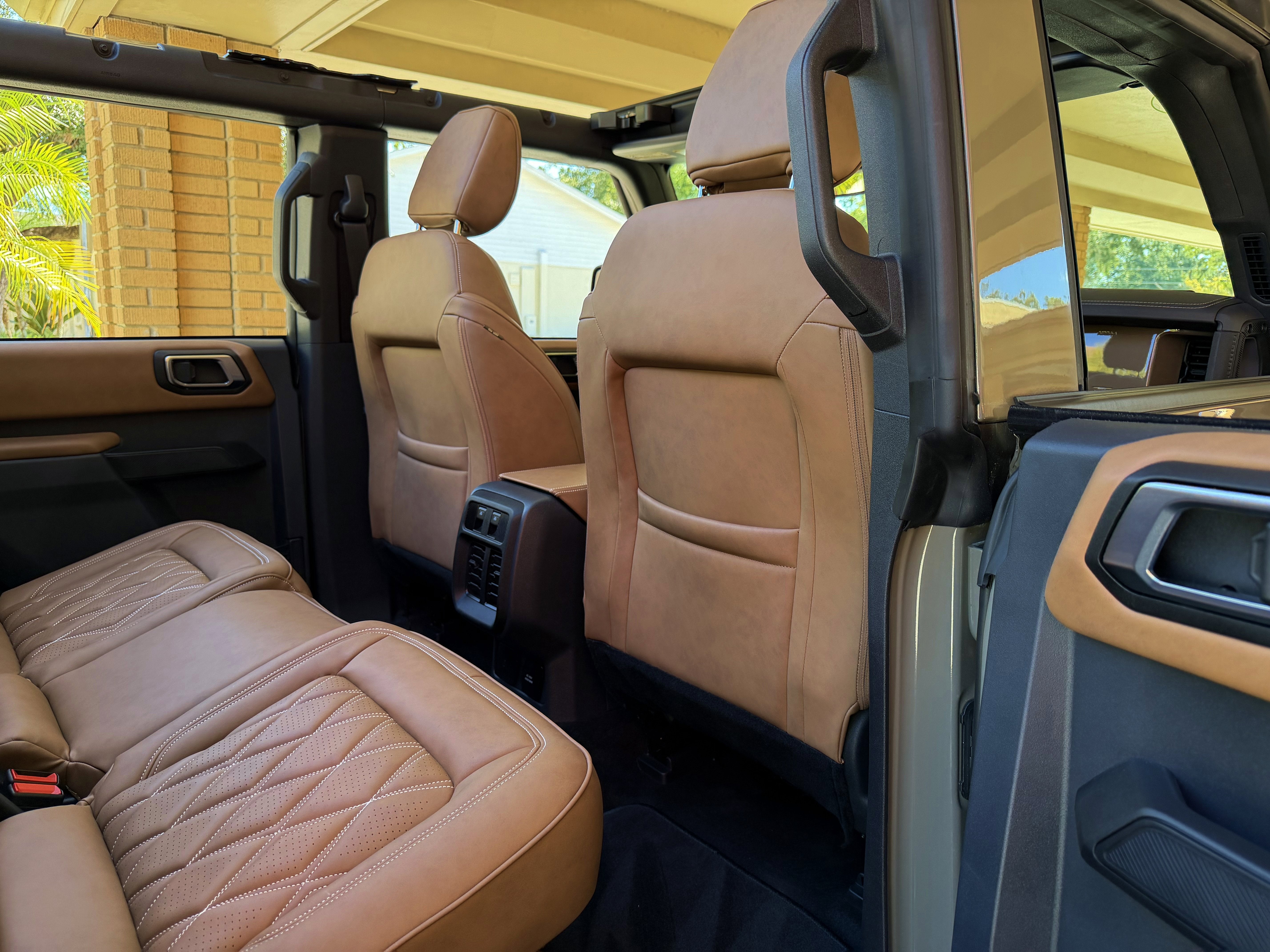 2025 Ford Bronco Outer Banks V6 Luxury Package Hard Top Custom Lifted