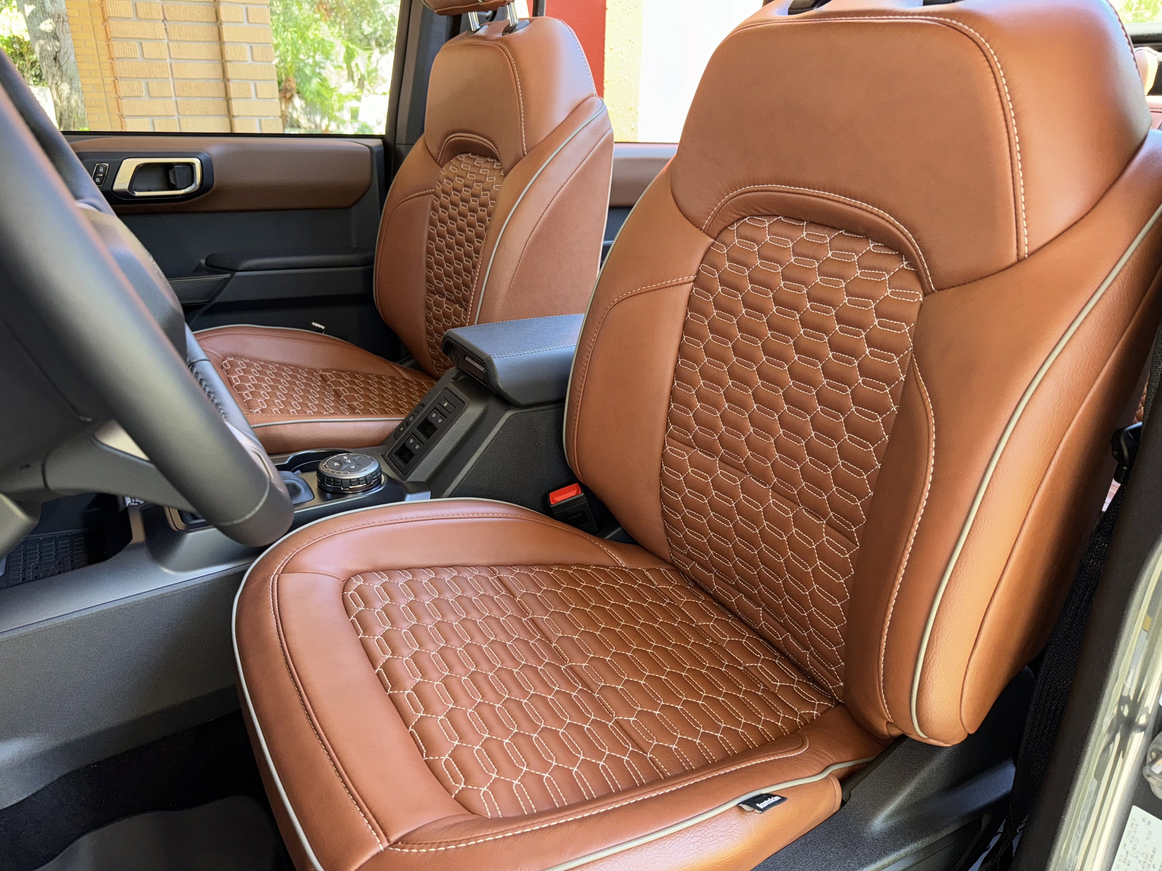 2024 Ford Bronco Outer Banks V6 Luxury Package Custom Lifted