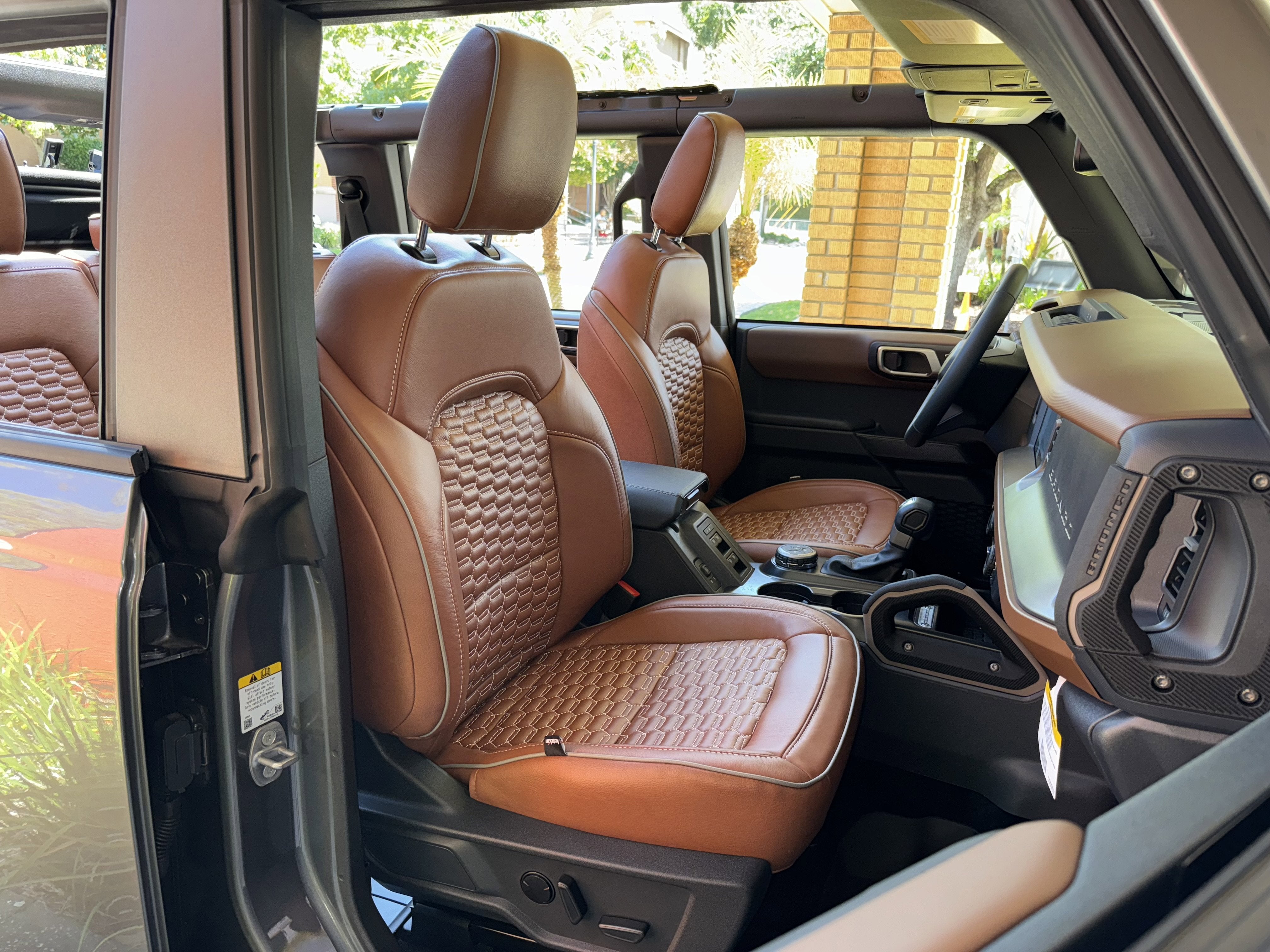 2024 Ford Bronco Outer Banks V6 Luxury Package Custom Lifted