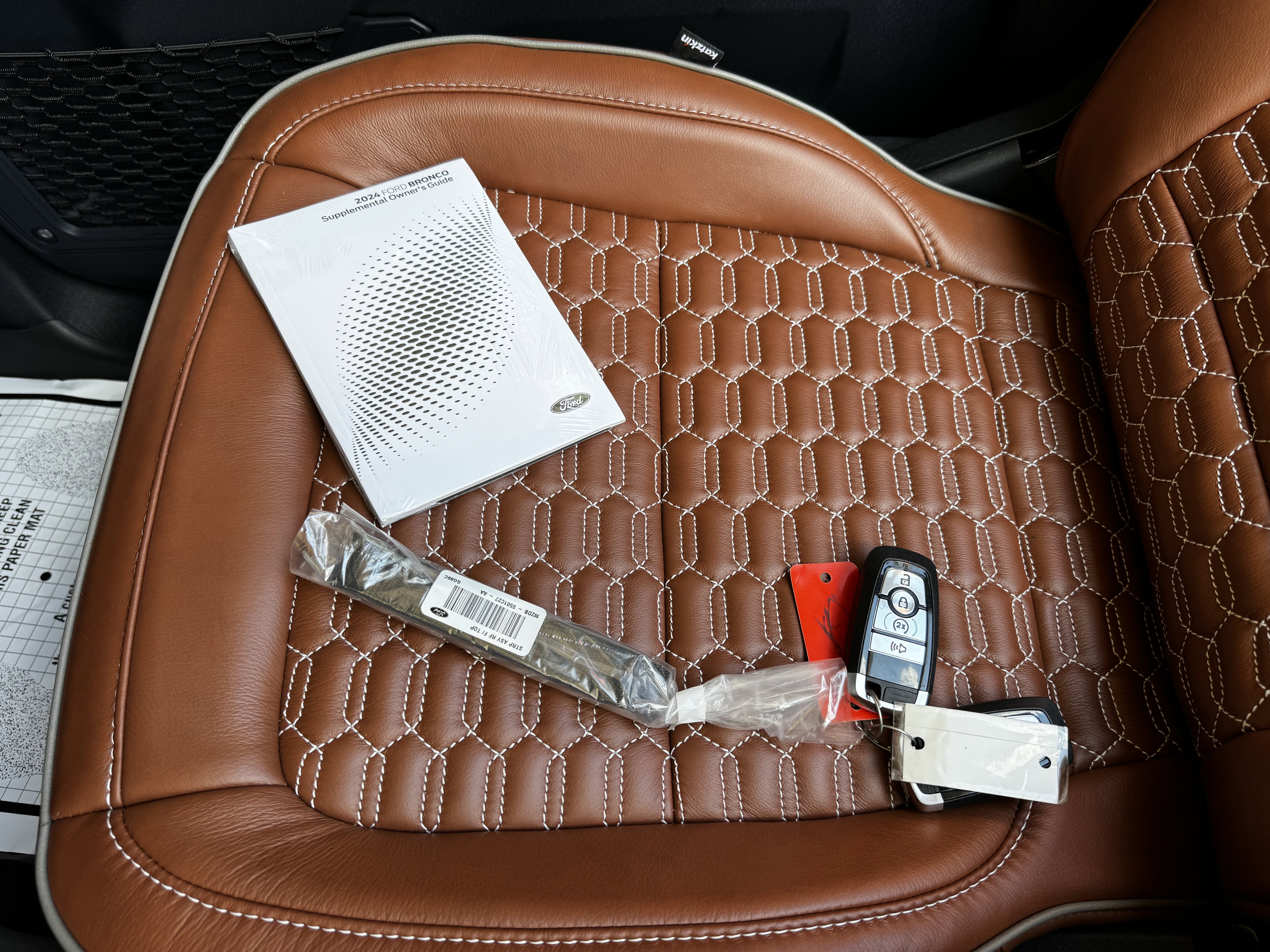 2024 Ford Bronco Outer Banks V6 Luxury Package Custom Lifted