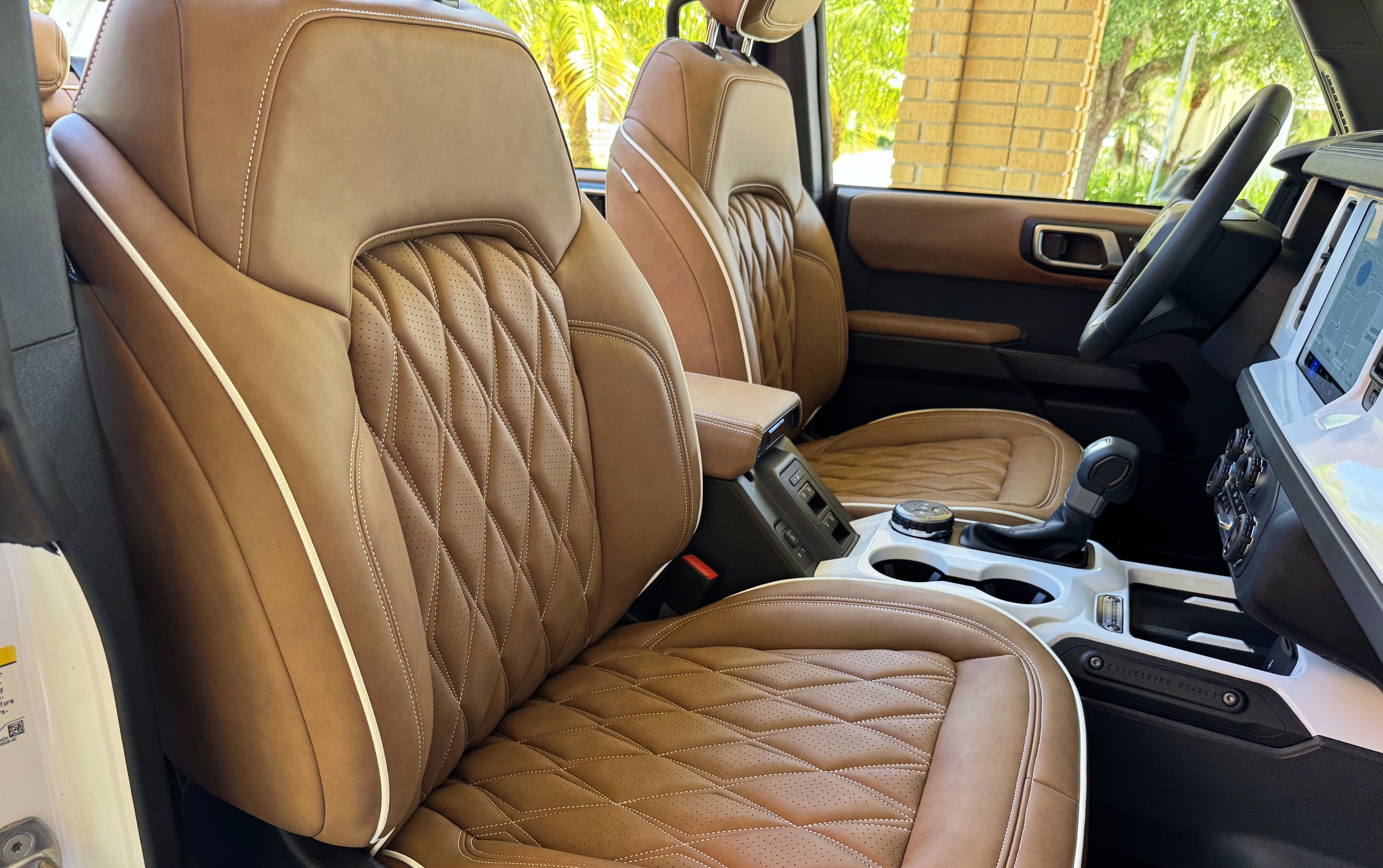 2025 Ford Bronco Outer Banks V6 Luxury Package Hard Top Custom Lifted