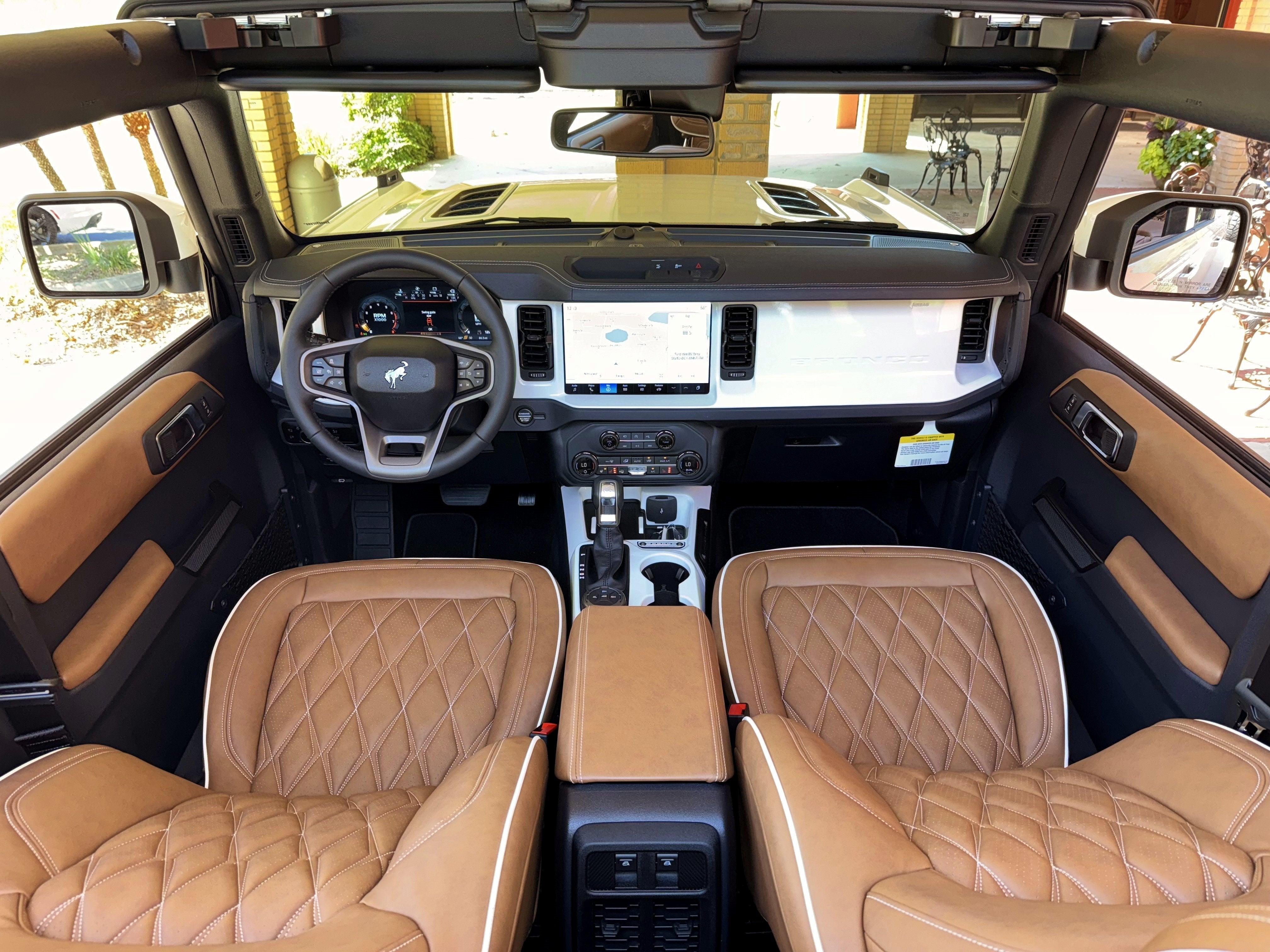 2025 Ford Bronco Outer Banks V6 Luxury Package Hard Top Custom Lifted