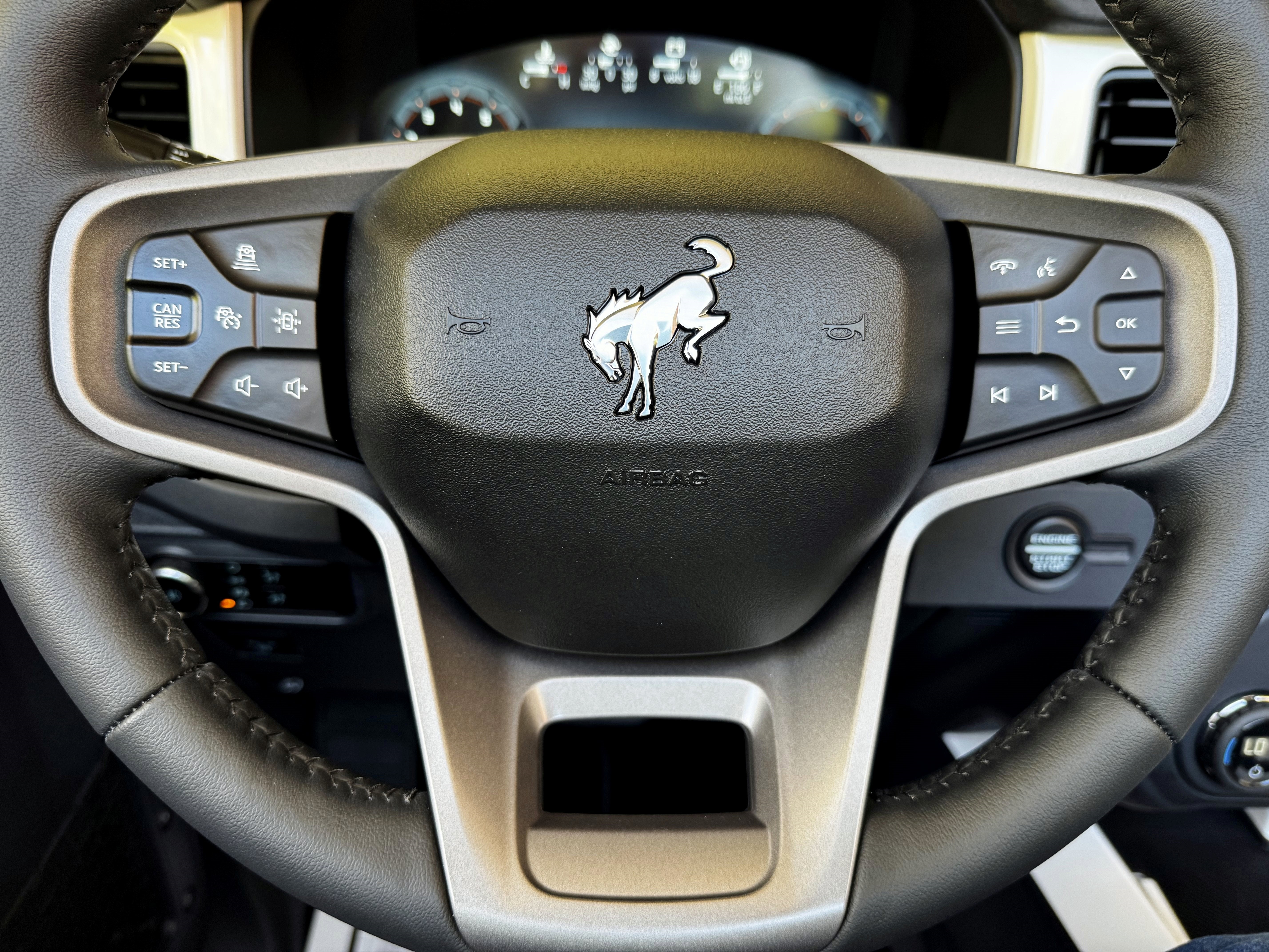 2025 Ford Bronco Outer Banks V6 Luxury Package Hard Top Custom Lifted