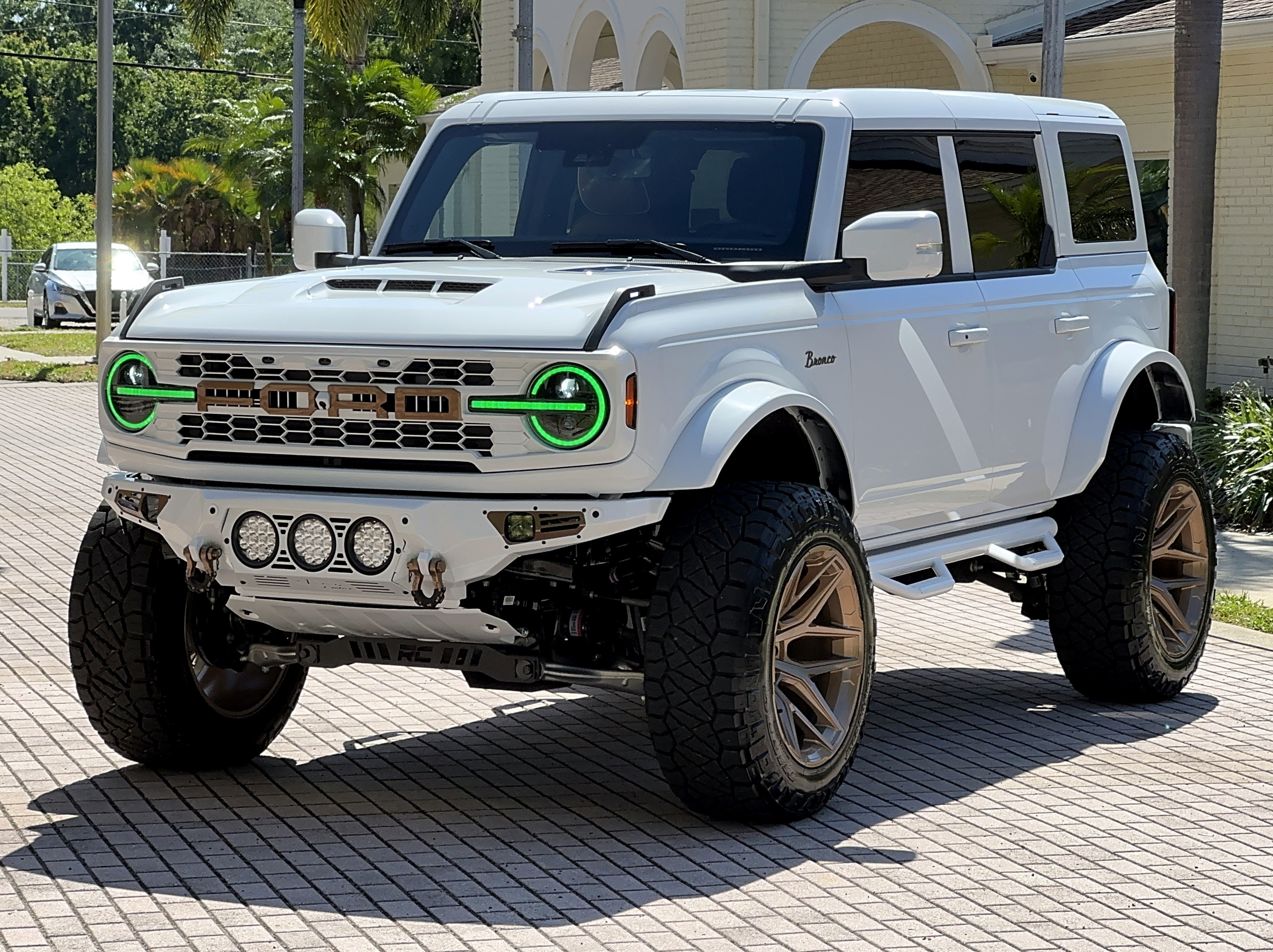 2025 Ford Bronco Outer Banks V6 Luxury Package Hard Top Custom Lifted