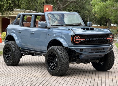 2025 Ford Bronco Outer Banks V6 Luxury Package Hard Top Custom Lifted