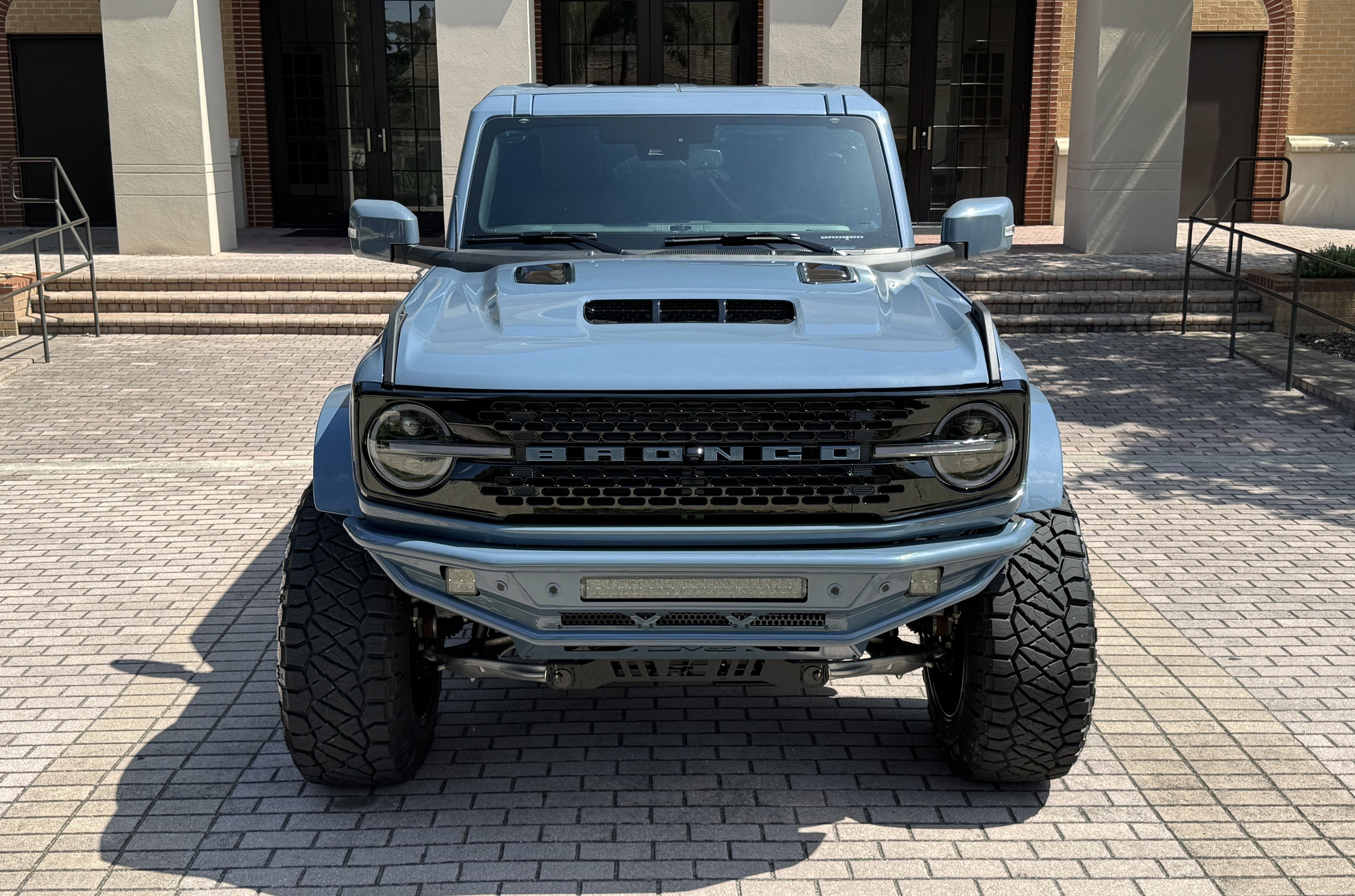 2025 Ford Bronco Outer Banks V6 Luxury Package Hard Top Custom Lifted