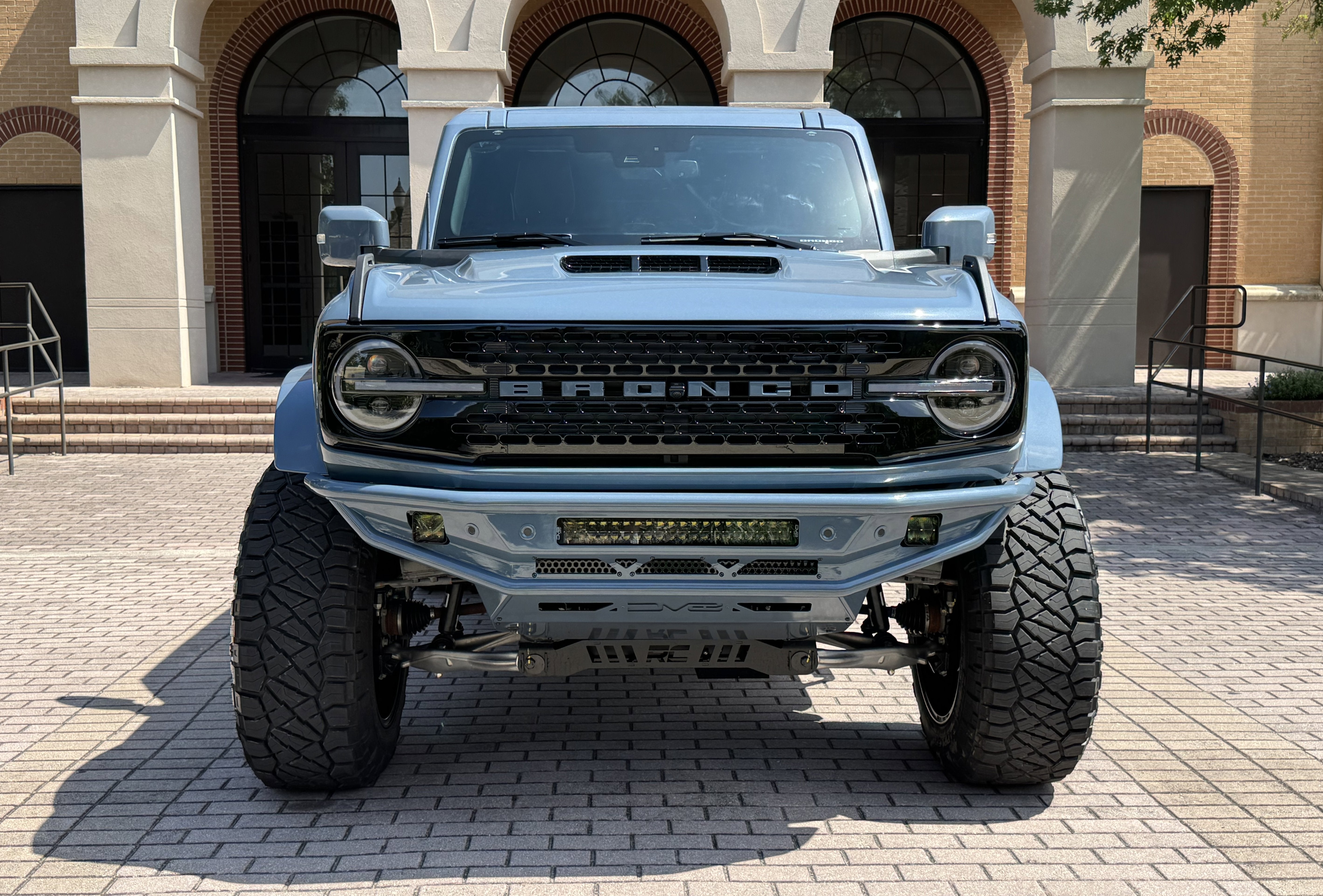 2025 Ford Bronco Outer Banks V6 Luxury Package Hard Top Custom Lifted