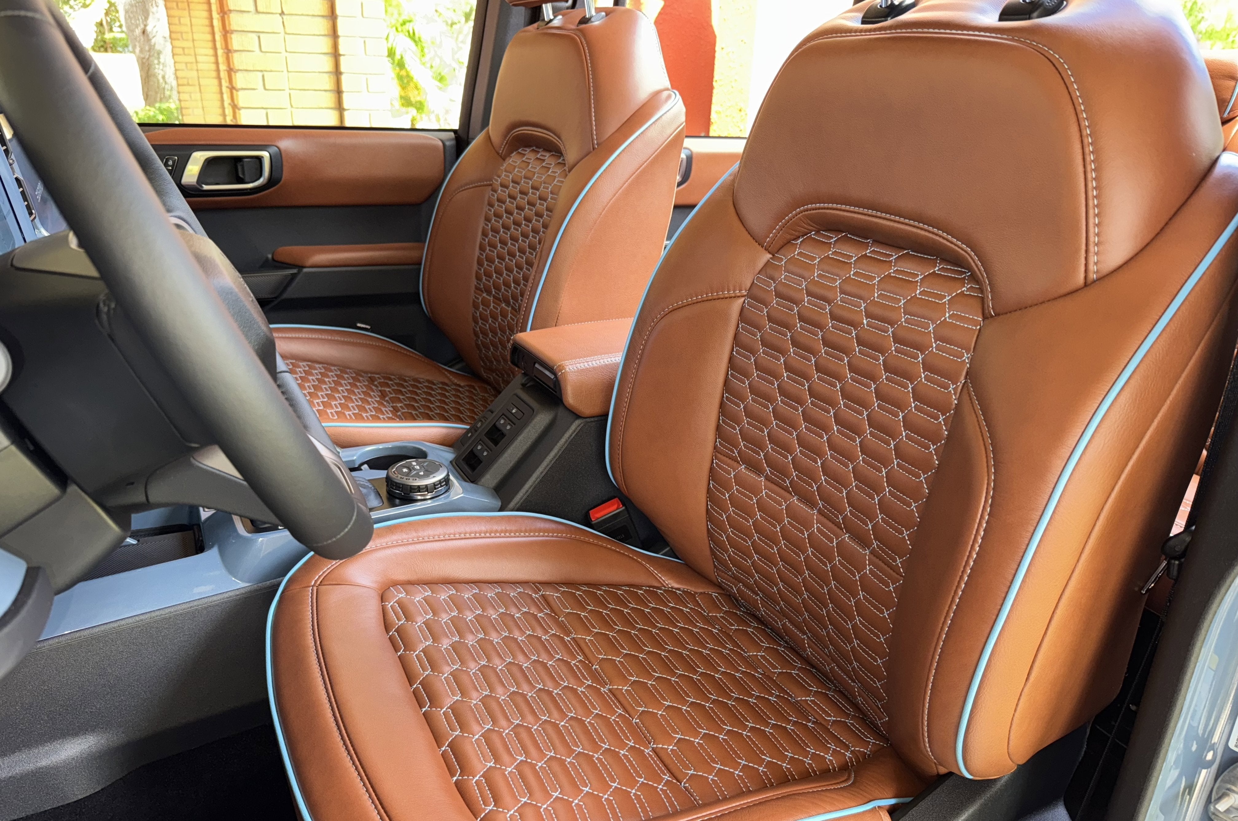 2025 Ford Bronco Outer Banks V6 Luxury Package Hard Top Custom Lifted