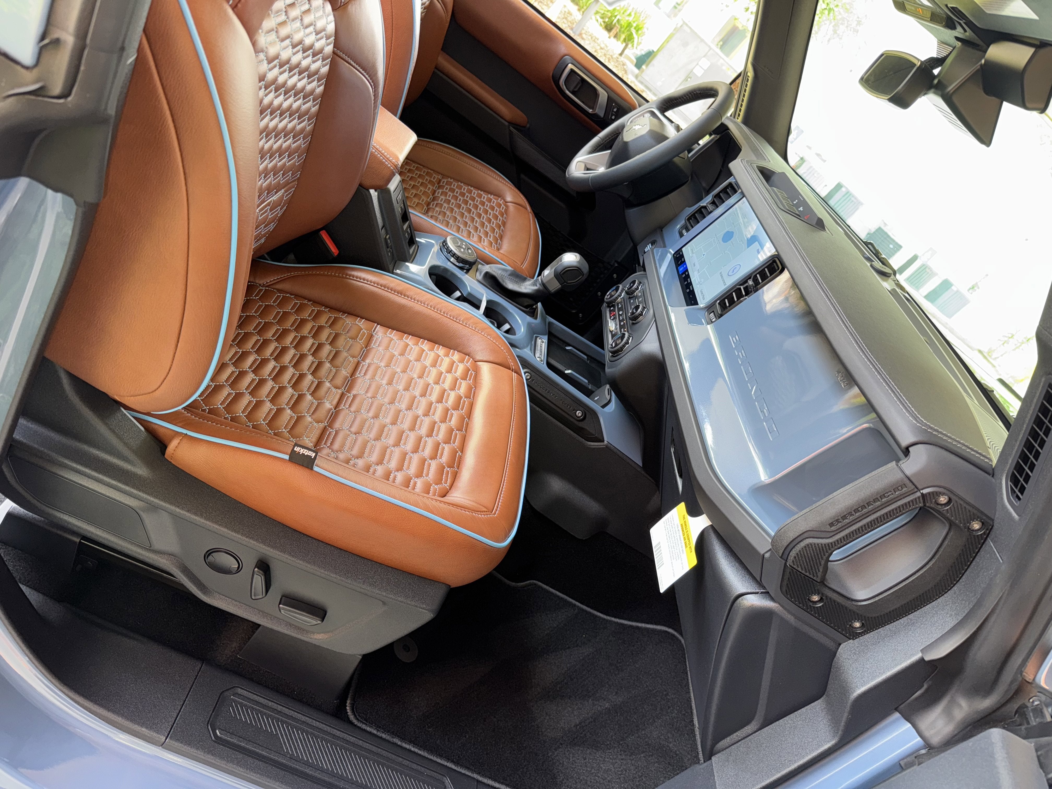 2025 Ford Bronco Outer Banks V6 Luxury Package Hard Top Custom Lifted