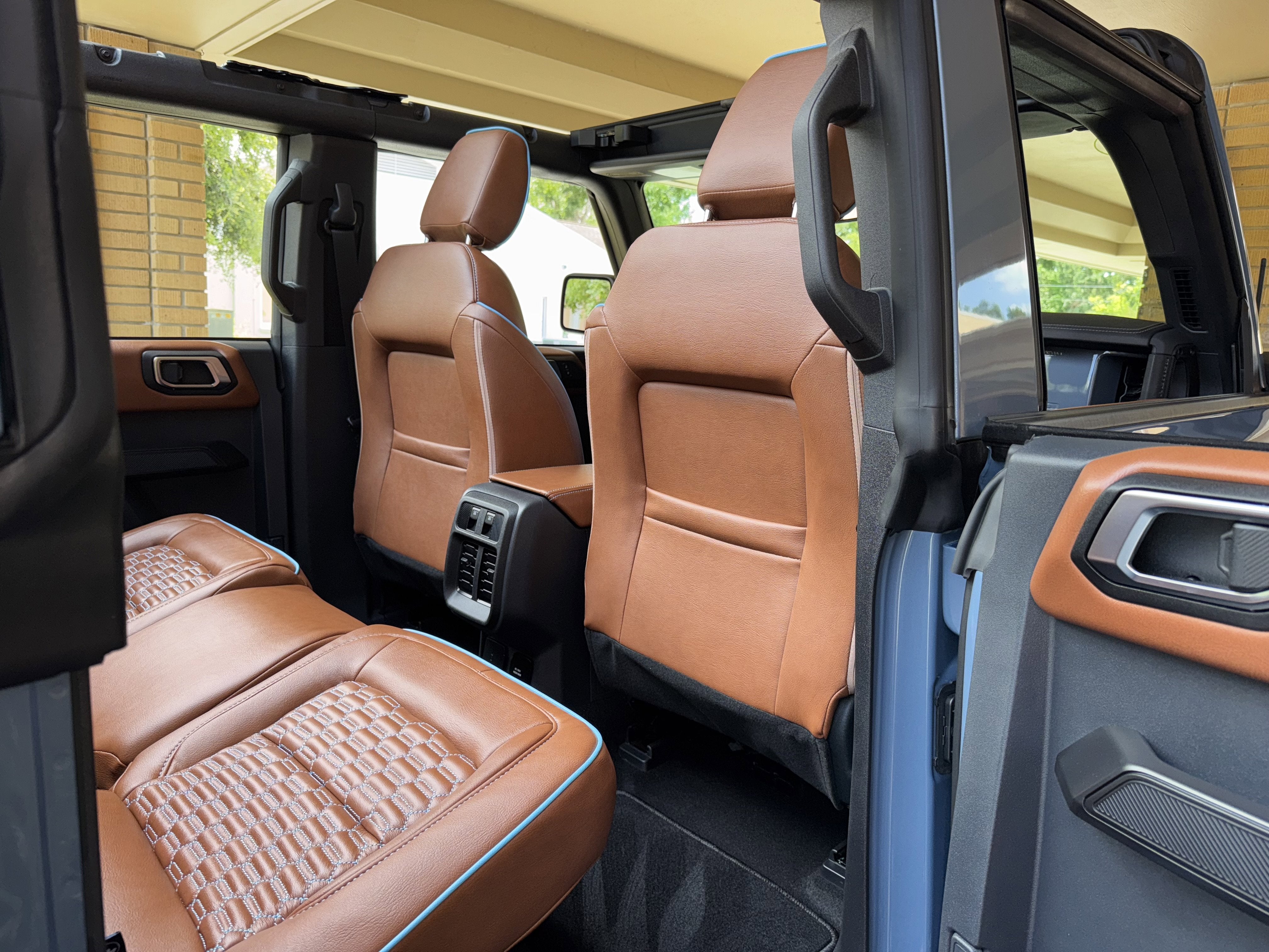 2025 Ford Bronco Outer Banks V6 Luxury Package Hard Top Custom Lifted