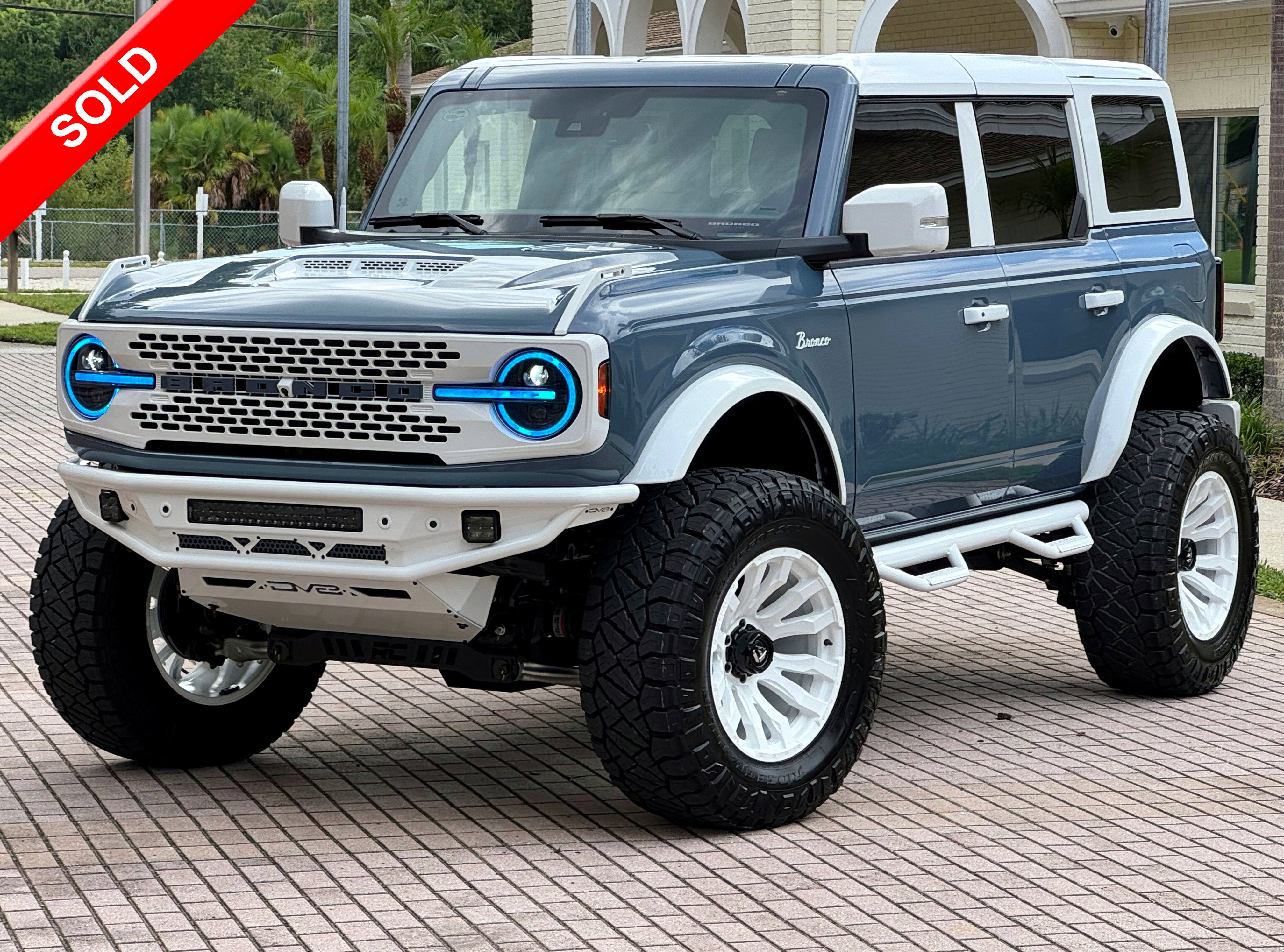 2025 Ford Bronco Outer Banks V6 Luxury Package Retro Hard Top Custom Lifted Vintage