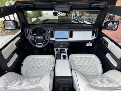 2025 Ford Bronco Outer Banks V6 Luxury Package Retro Hard Top Custom Lifted Vintage