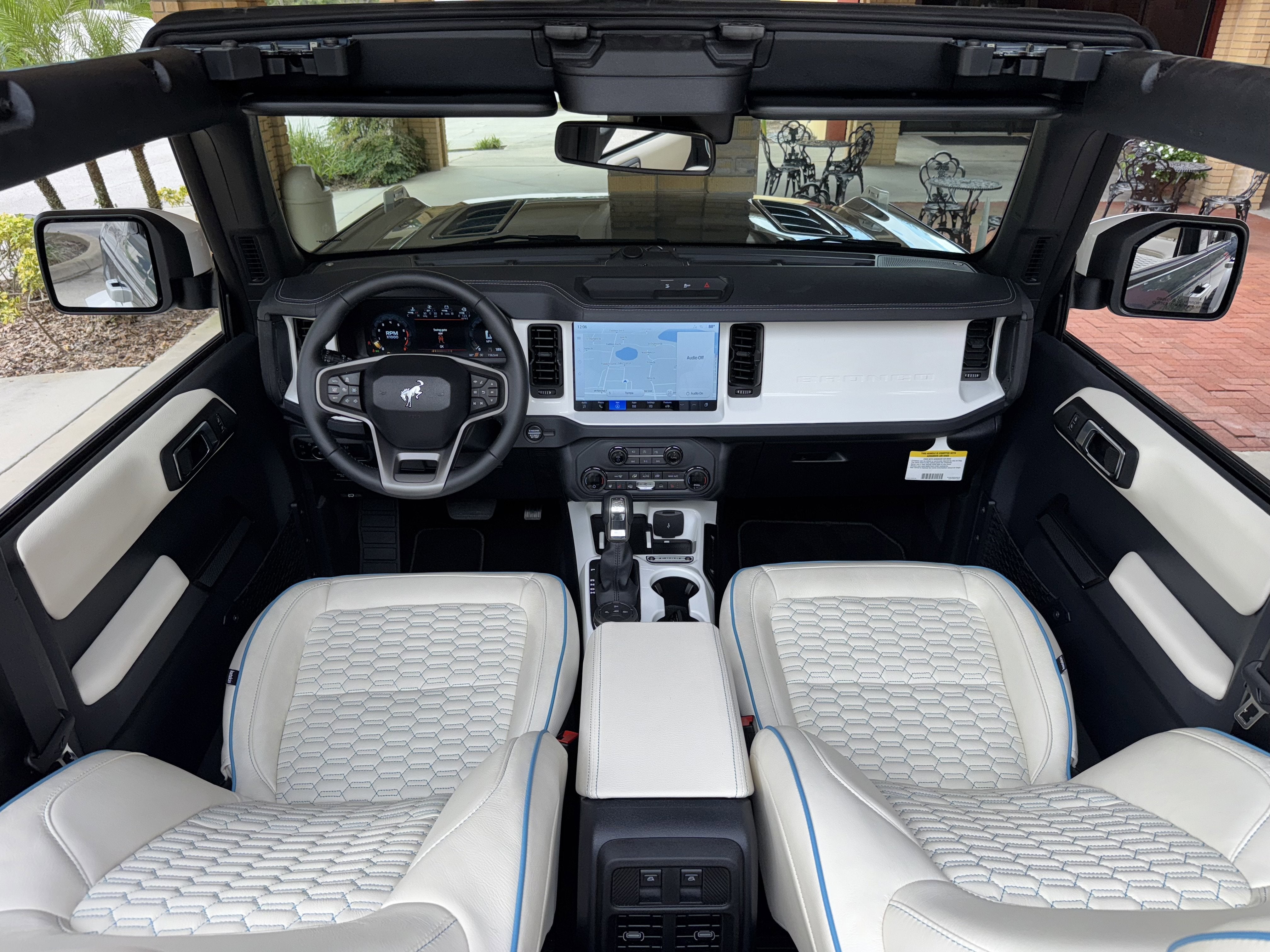 2025 Ford Bronco Outer Banks V6 Luxury Package Retro Hard Top Custom Lifted Vintage