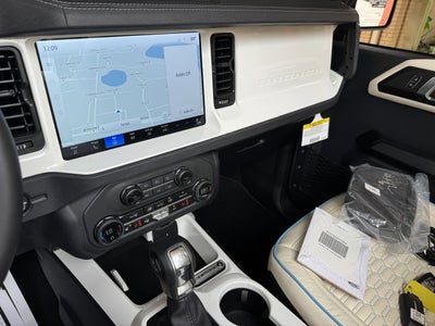 2025 Ford Bronco Outer Banks V6 Luxury Package Retro Hard Top Custom Lifted Vintage