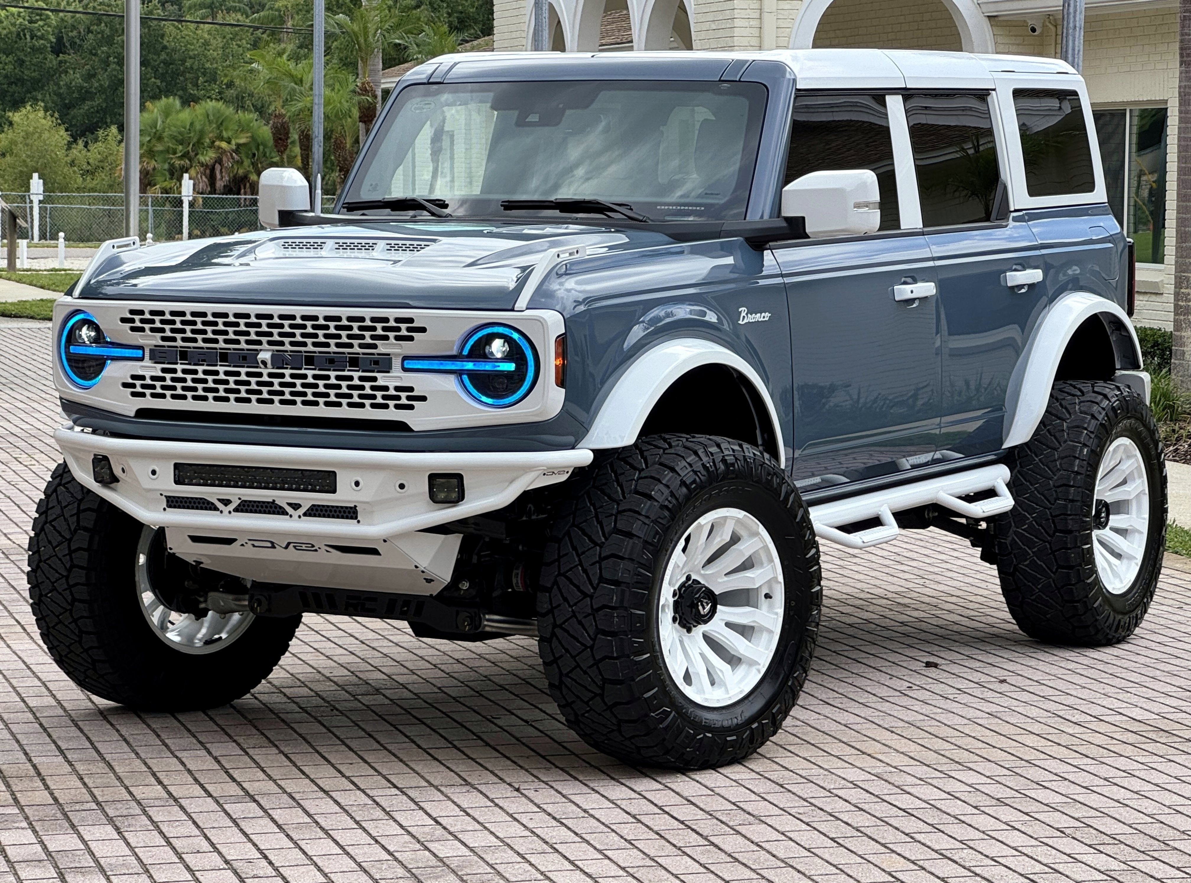 2025 Ford Bronco Outer Banks V6 Luxury Package Retro Hard Top Custom Lifted Vintage
