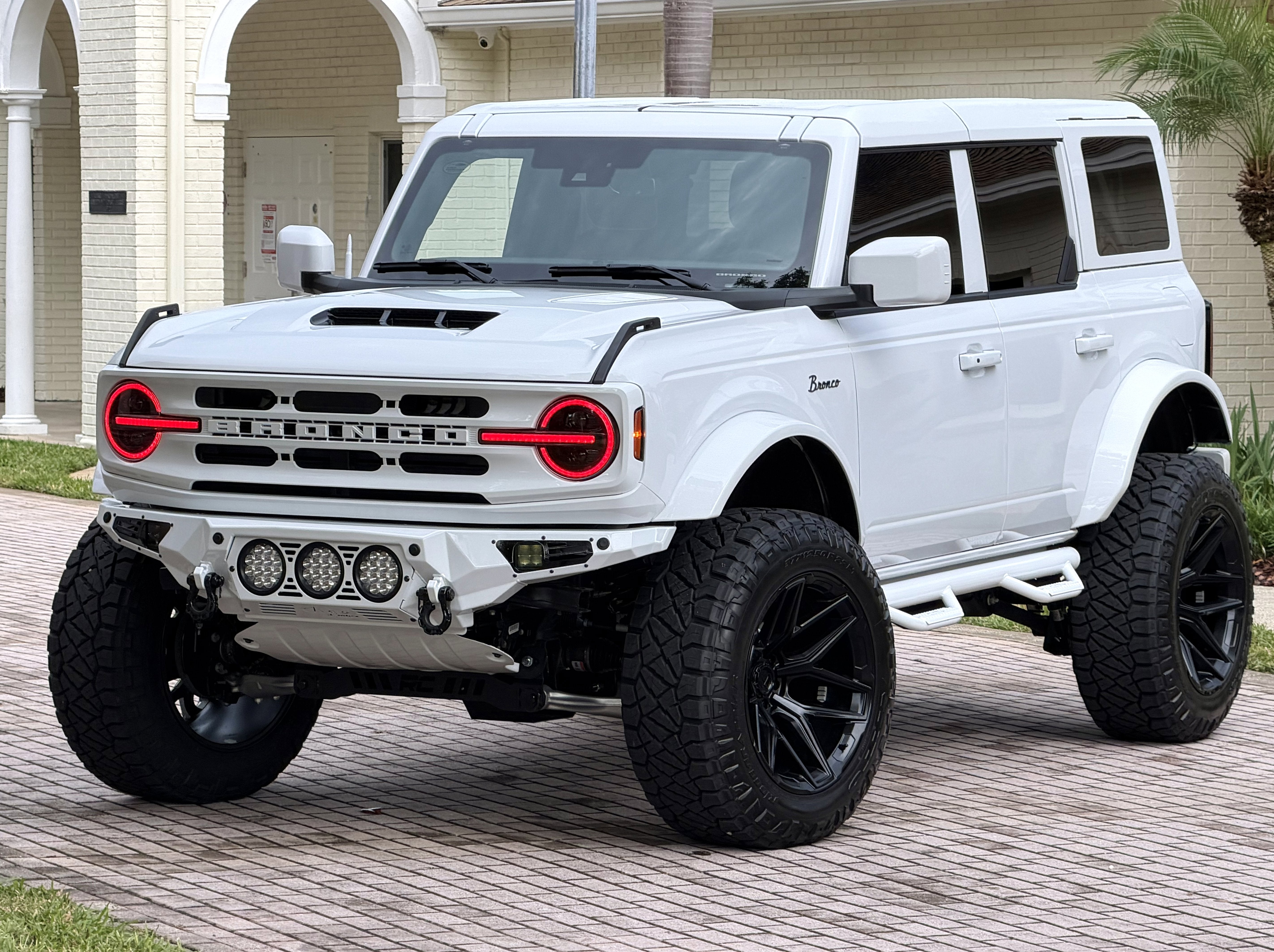 2025 Ford Bronco Outer Banks V6 Hard Top Custom Lifted