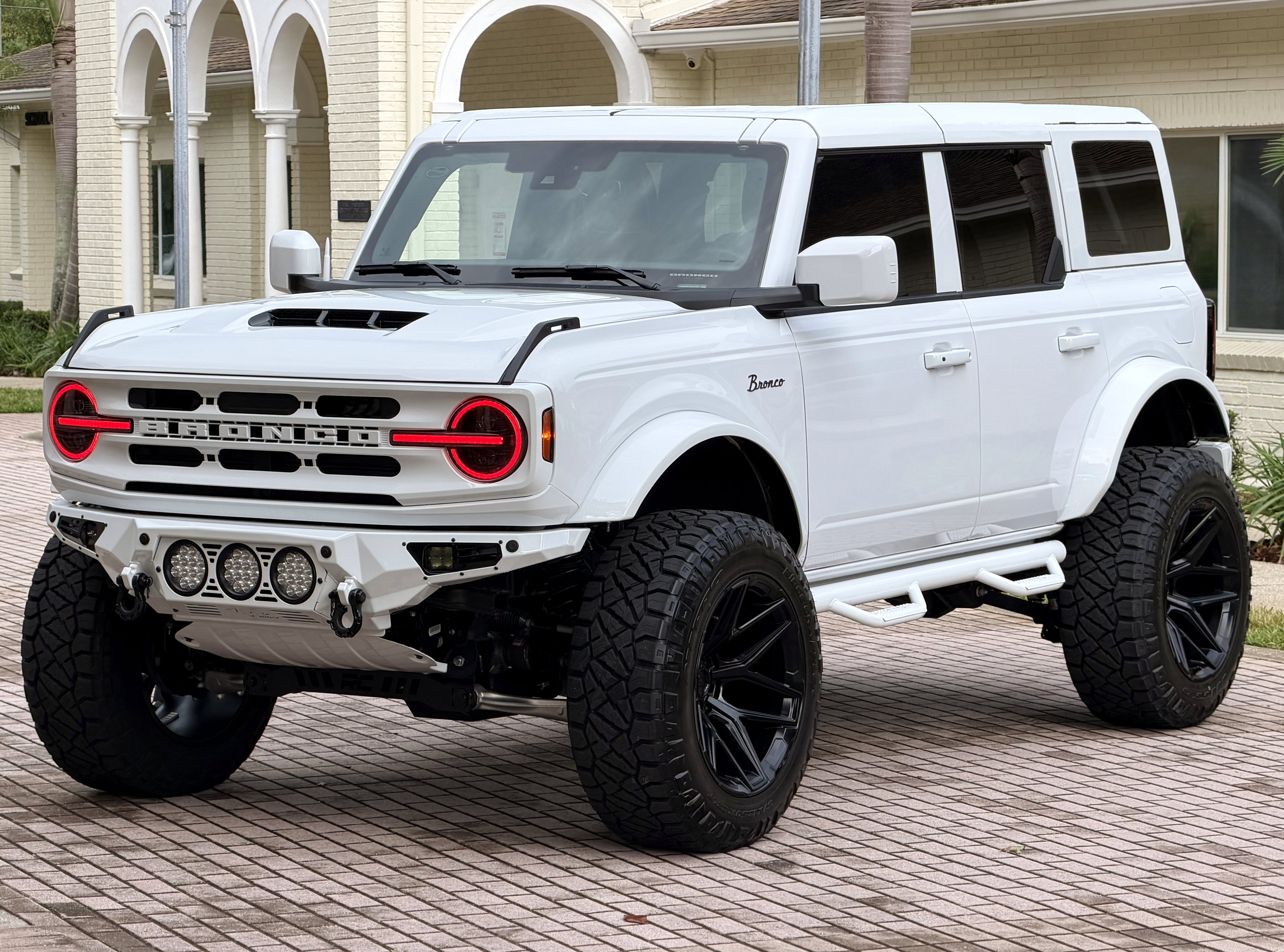 2025 Ford Bronco Outer Banks V6 Hard Top Custom Lifted