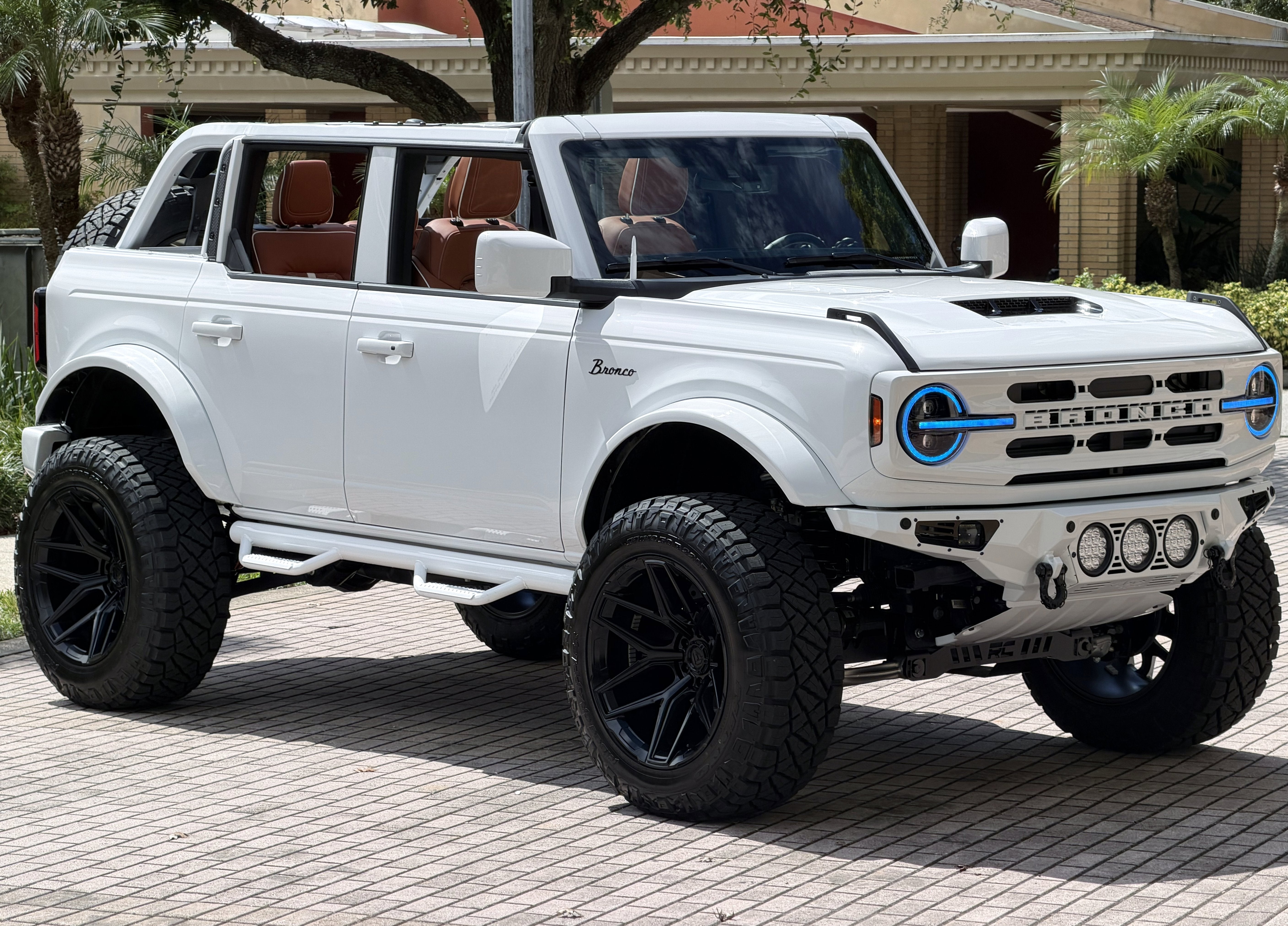 2025 Ford Bronco Outer Banks V6 Hard Top Custom Lifted