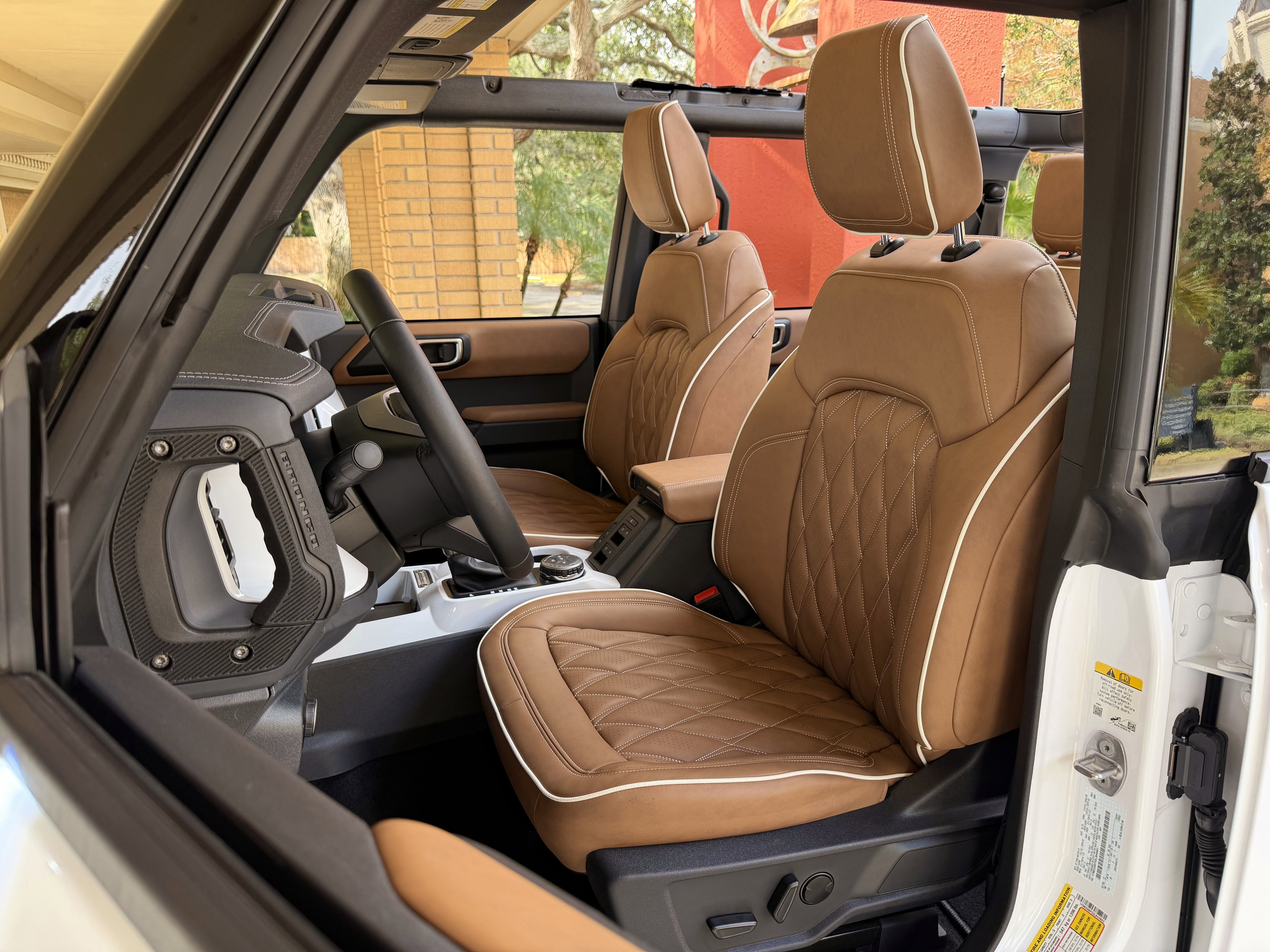 2025 Ford Bronco Outer Banks V6 Black Appearance Package Luxury Package Custom Lifted Hard Top