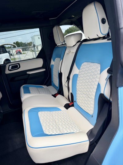 2026 Ford Bronco V6 Vintage Wind Blue Retro Outer Banks Custom Lifted