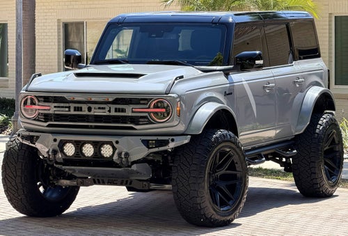 2026 Ford Bronco V6 Custom Gray Paint Black Appearance Outer Banks