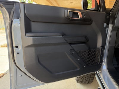 2026 Ford Bronco V6 Custom Gray Paint Black Appearance Outer Banks