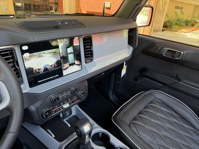 2026 Ford Bronco V6 Custom Gray Paint Black Appearance Outer Banks